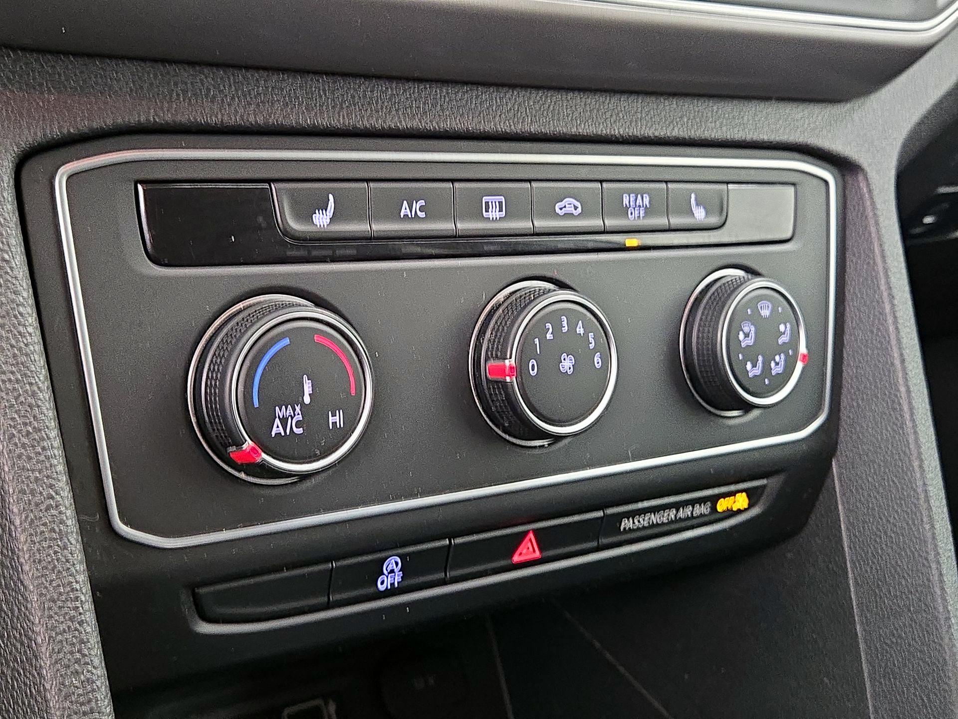 Thumbnail: 2018 Volkswagen Atlas - 15