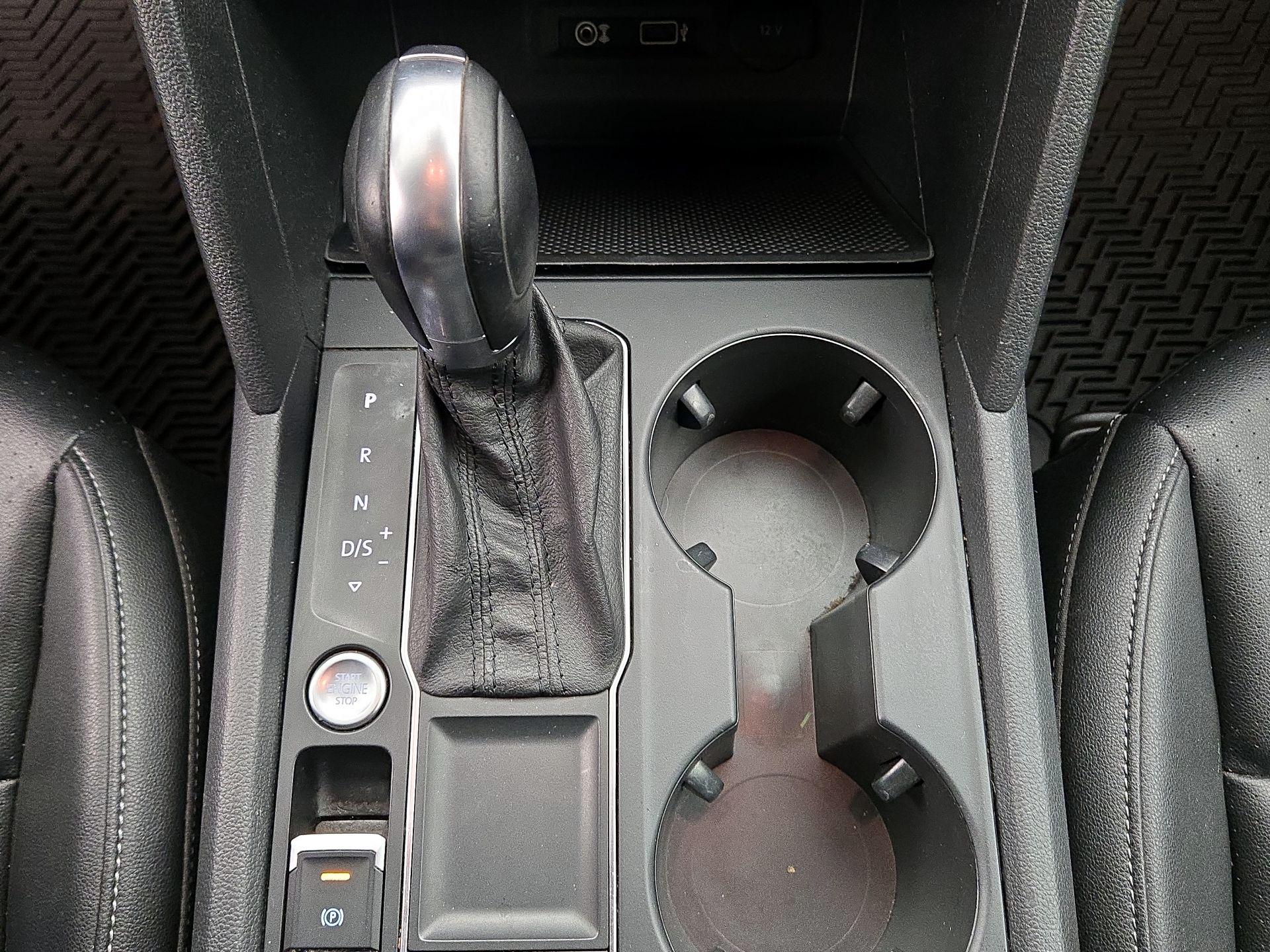 Thumbnail: 2018 Volkswagen Atlas - 16