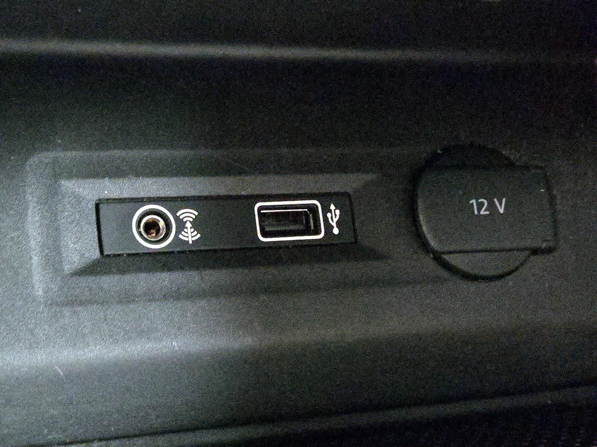 Thumbnail: 2018 Volkswagen Atlas - 17