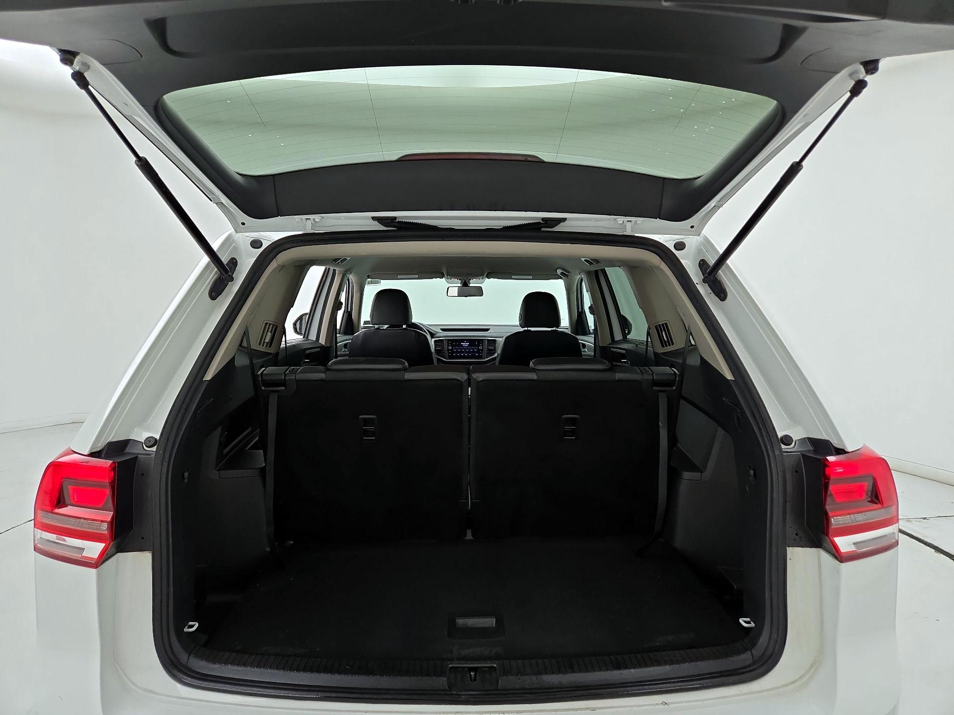 Thumbnail: 2018 Volkswagen Atlas - 20