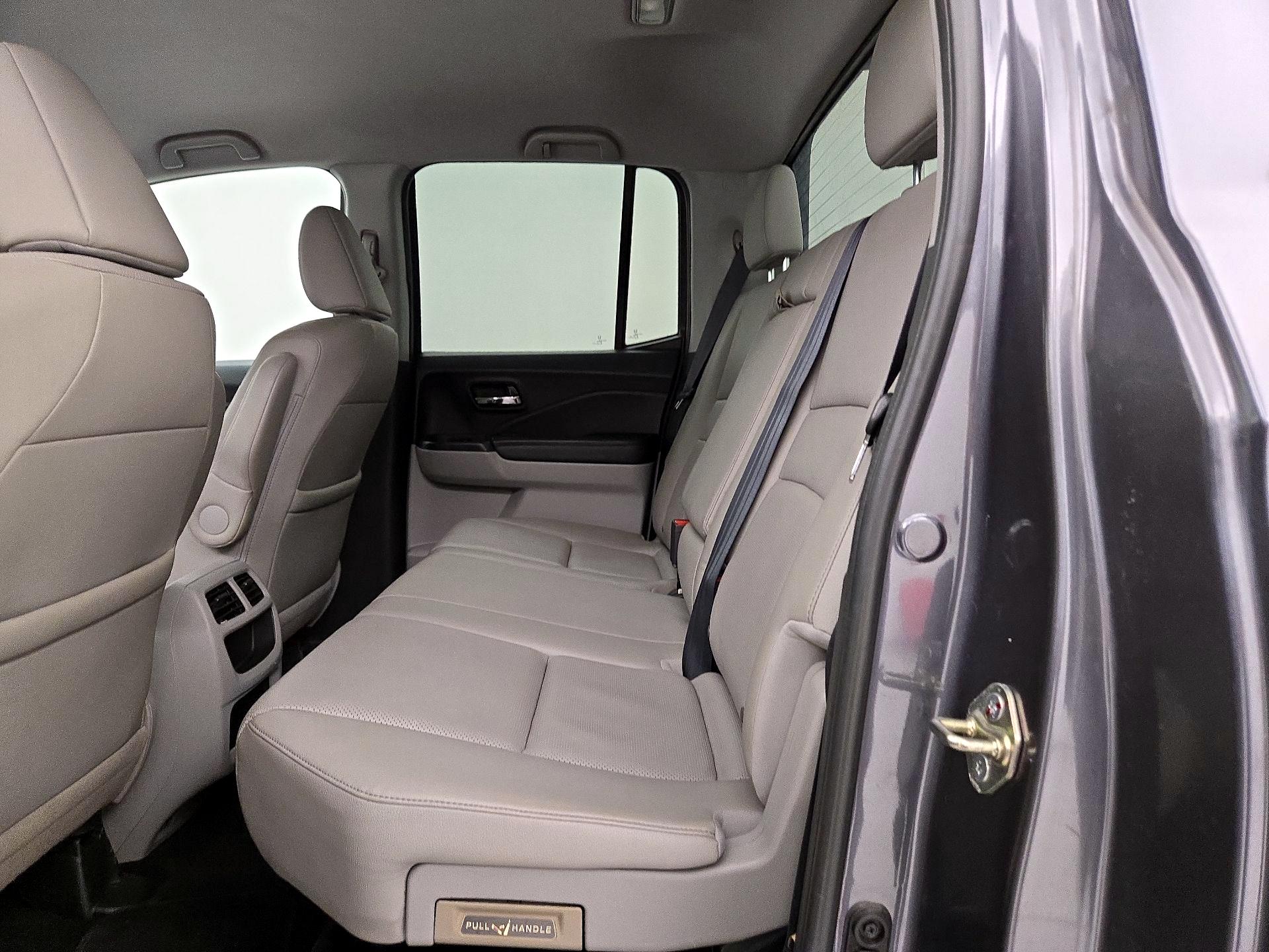 Thumbnail: 2017 Honda Ridgeline - 19