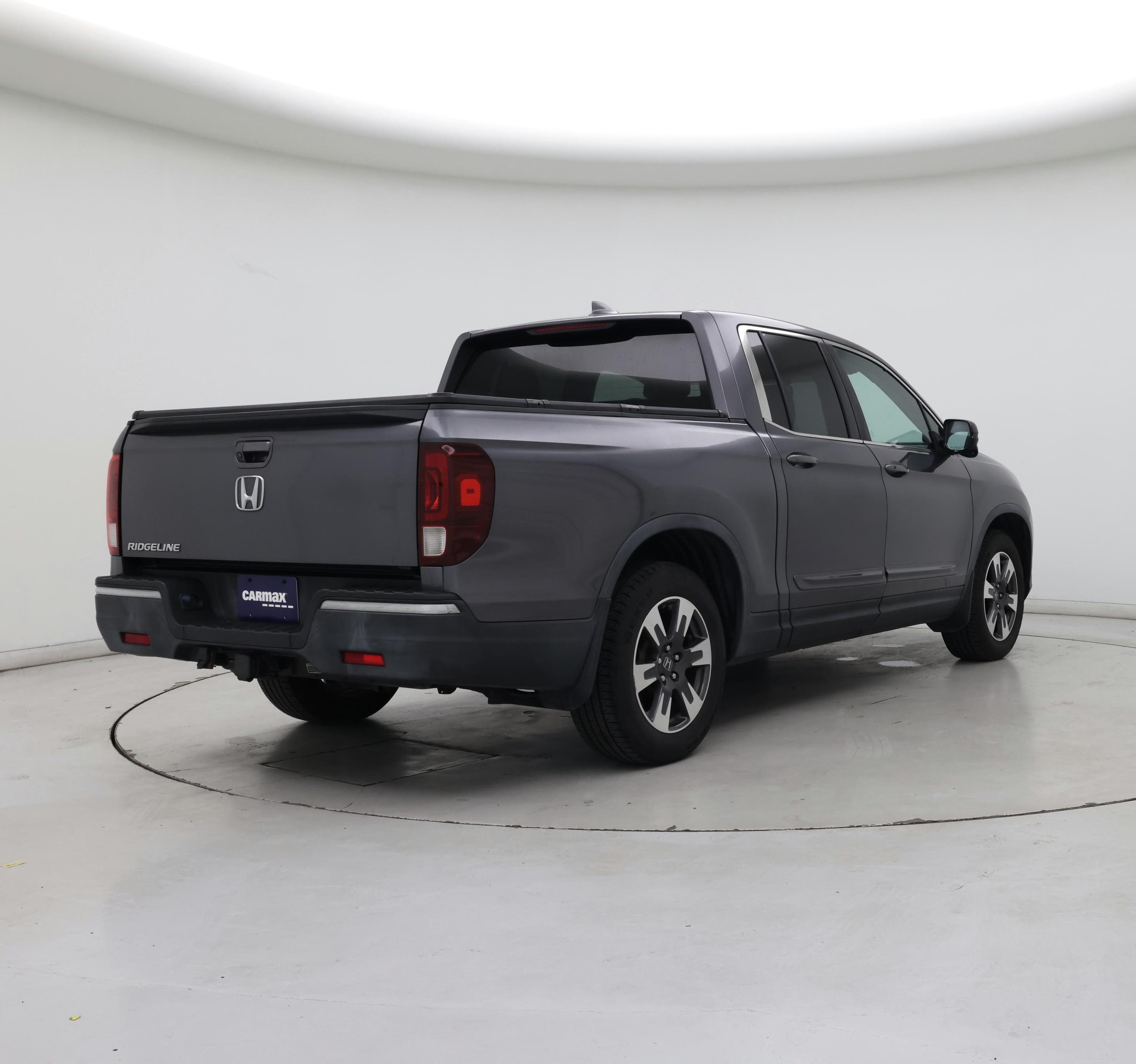 Thumbnail: 2017 Honda Ridgeline - 8