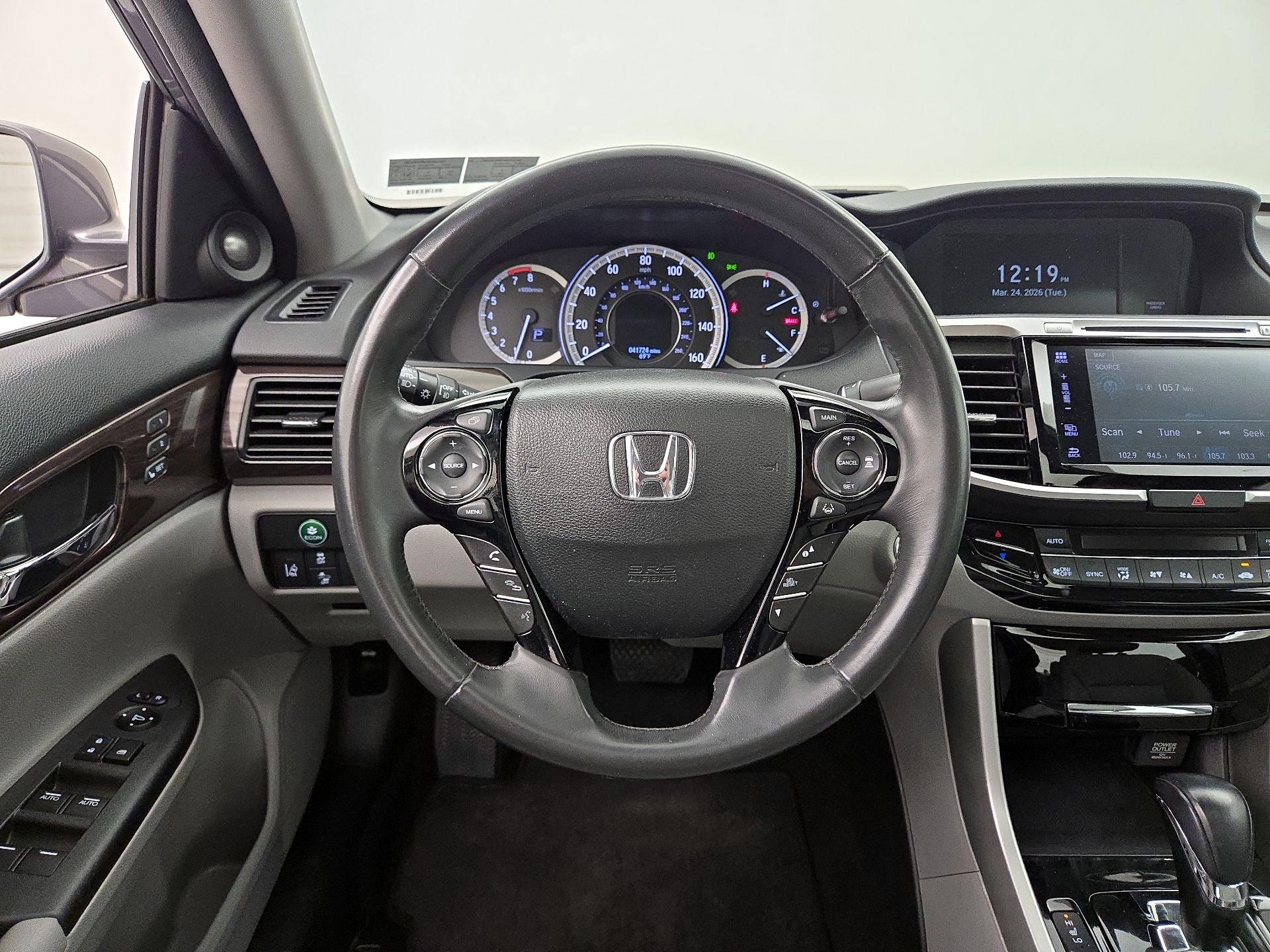 Thumbnail: 2017 Honda Accord - 10