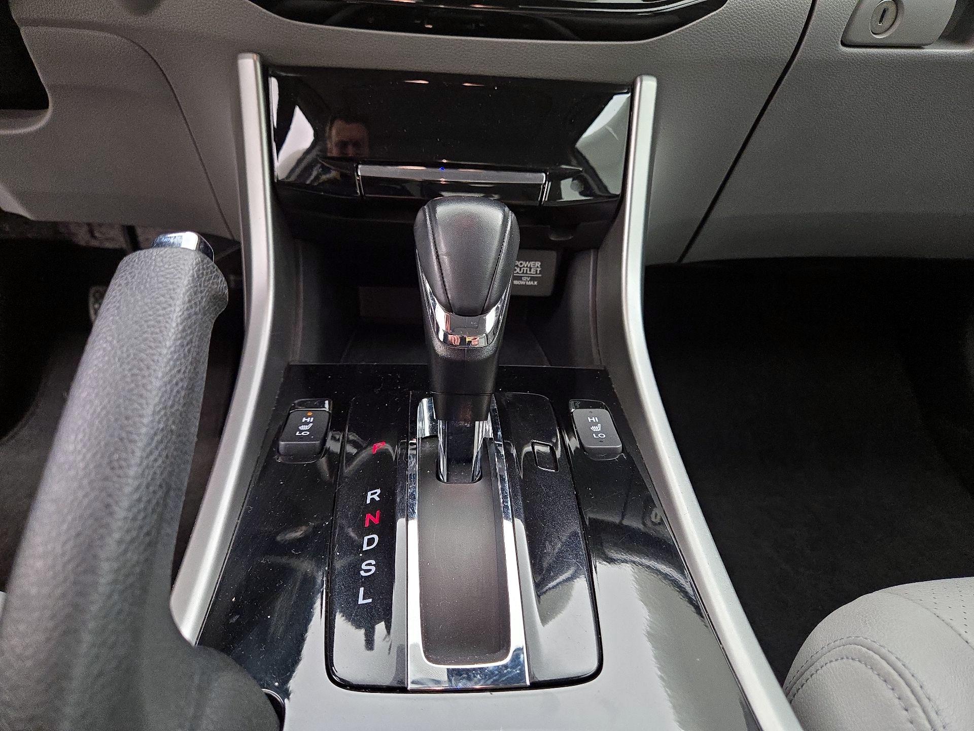 Thumbnail: 2017 Honda Accord - 17