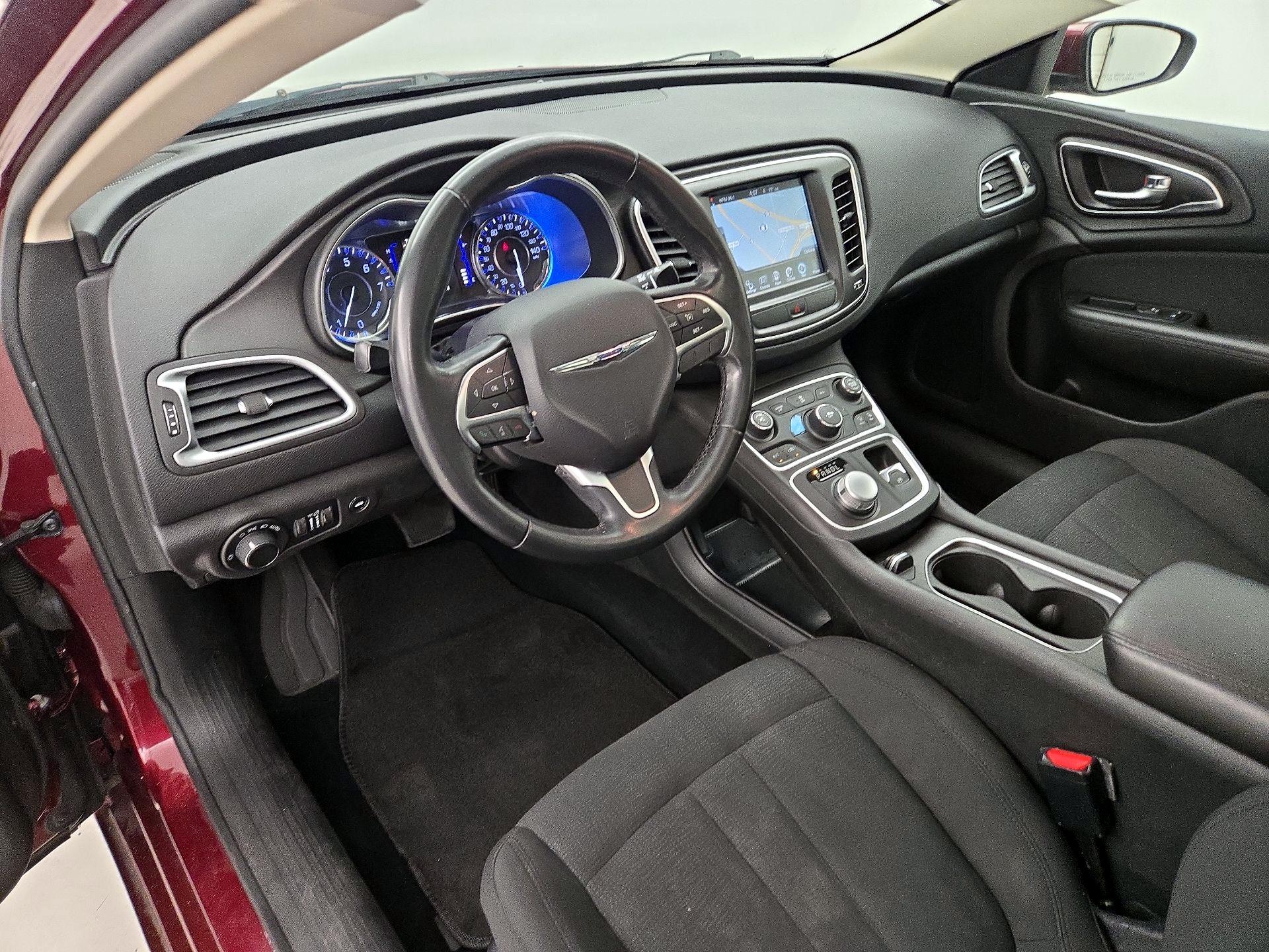 Thumbnail: 2016 Chrysler 200 - 11