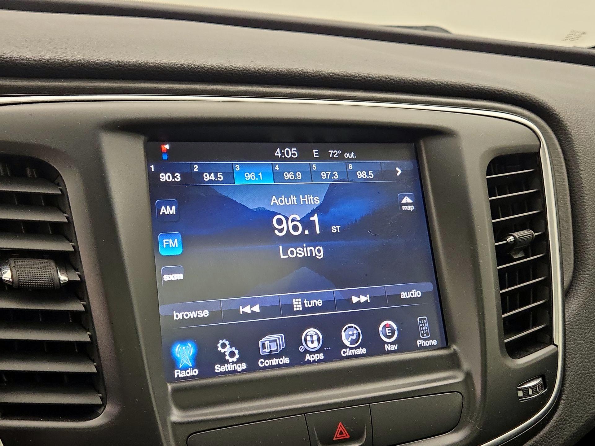 Thumbnail: 2016 Chrysler 200 - 16