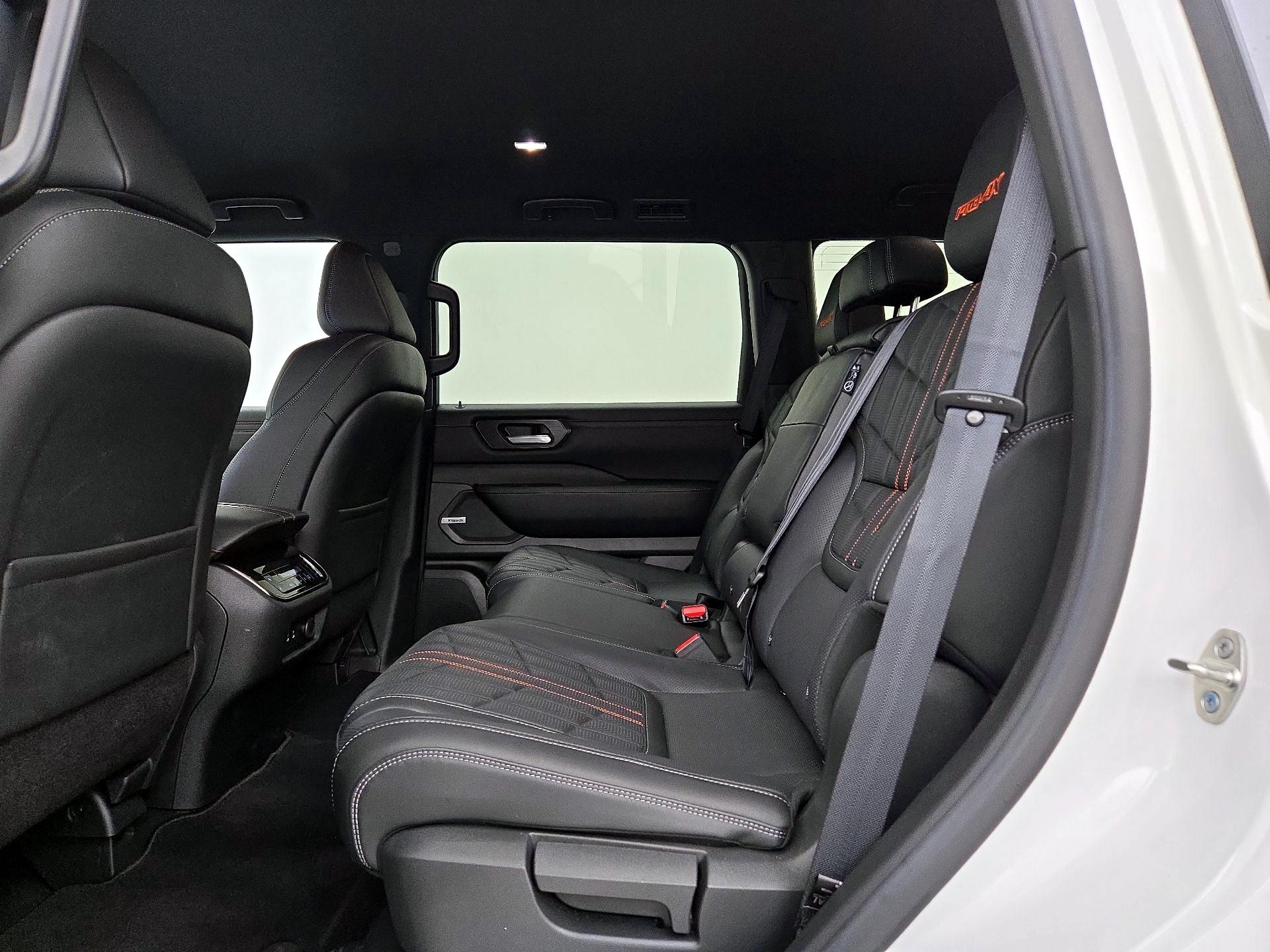 Thumbnail: 2025 Nissan Armada - 19