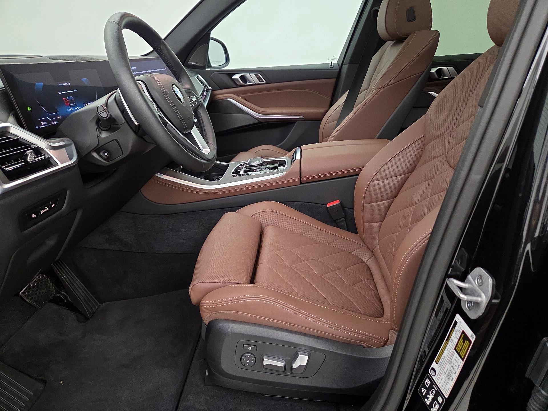 Thumbnail: 2025 BMW X5 - 11