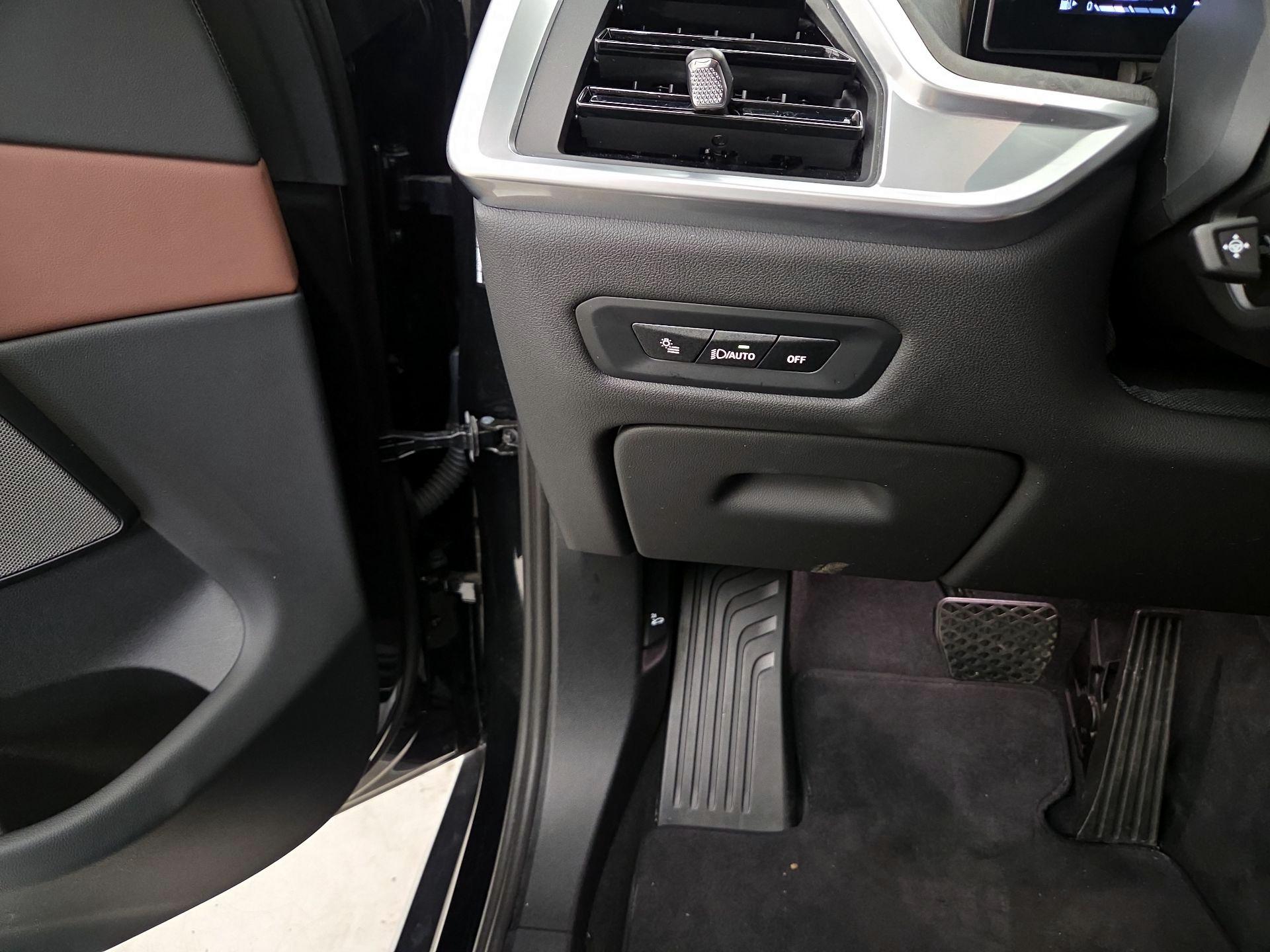 Thumbnail: 2025 BMW X5 - 13