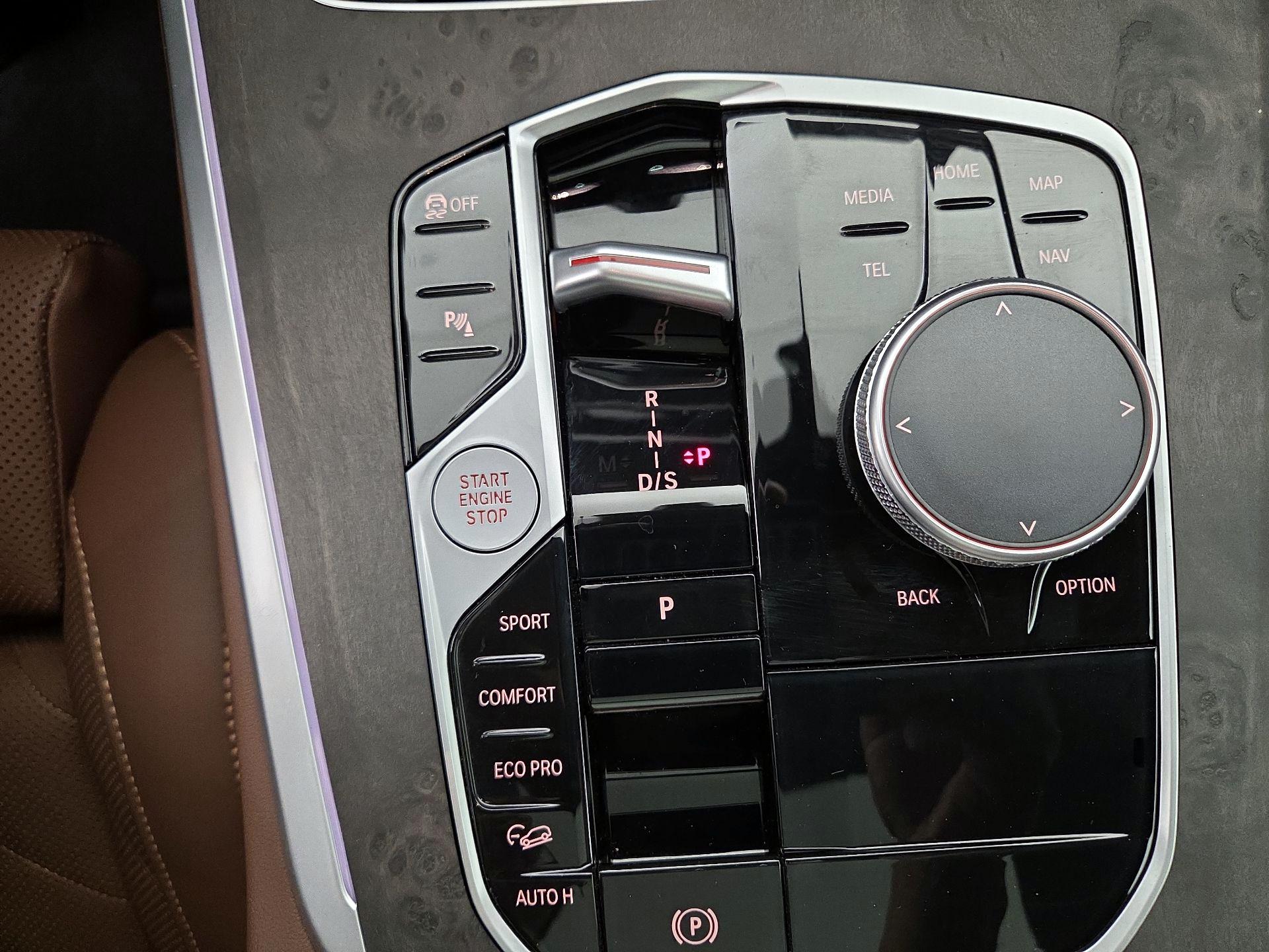 Thumbnail: 2025 BMW X5 - 17