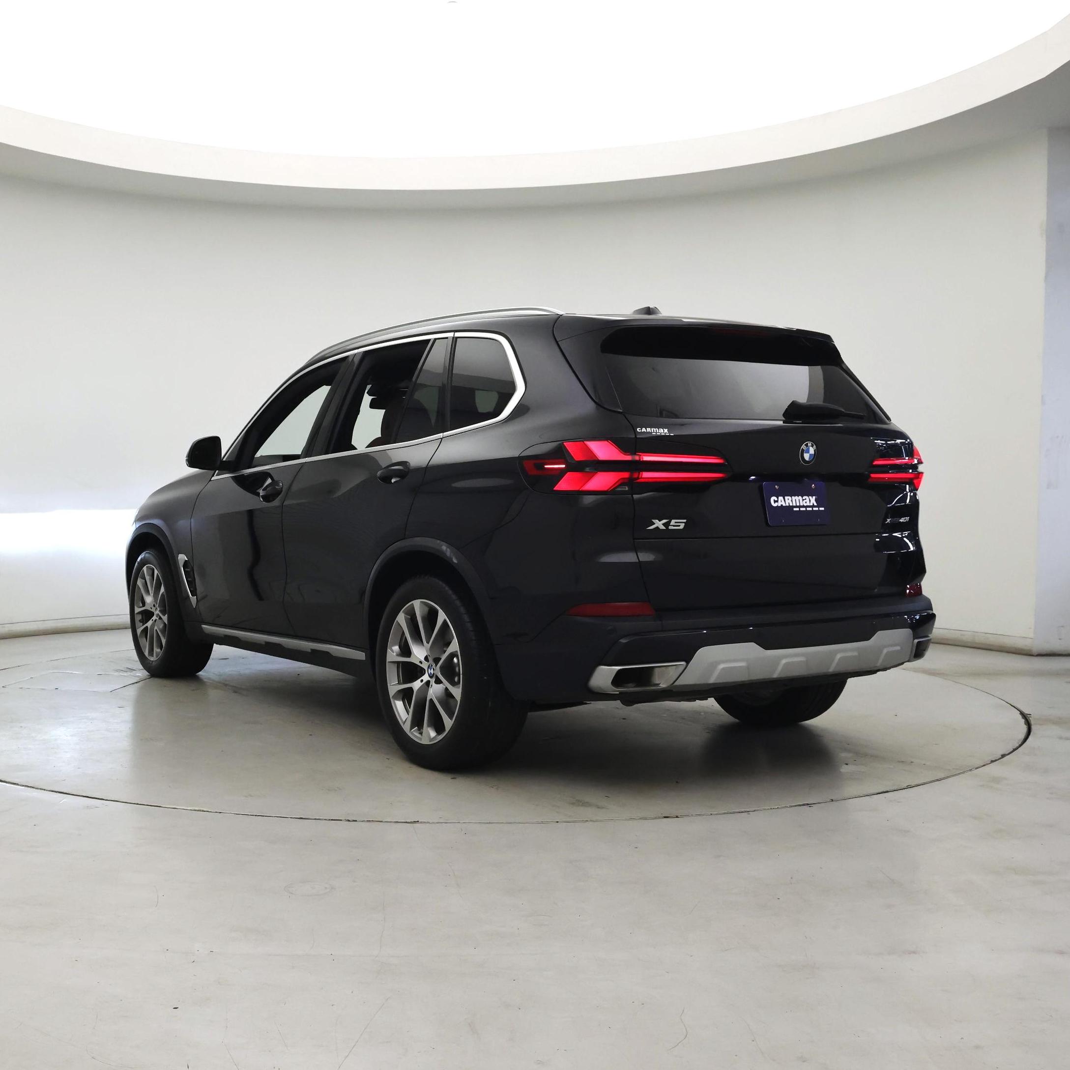 Thumbnail: 2025 BMW X5 - 2