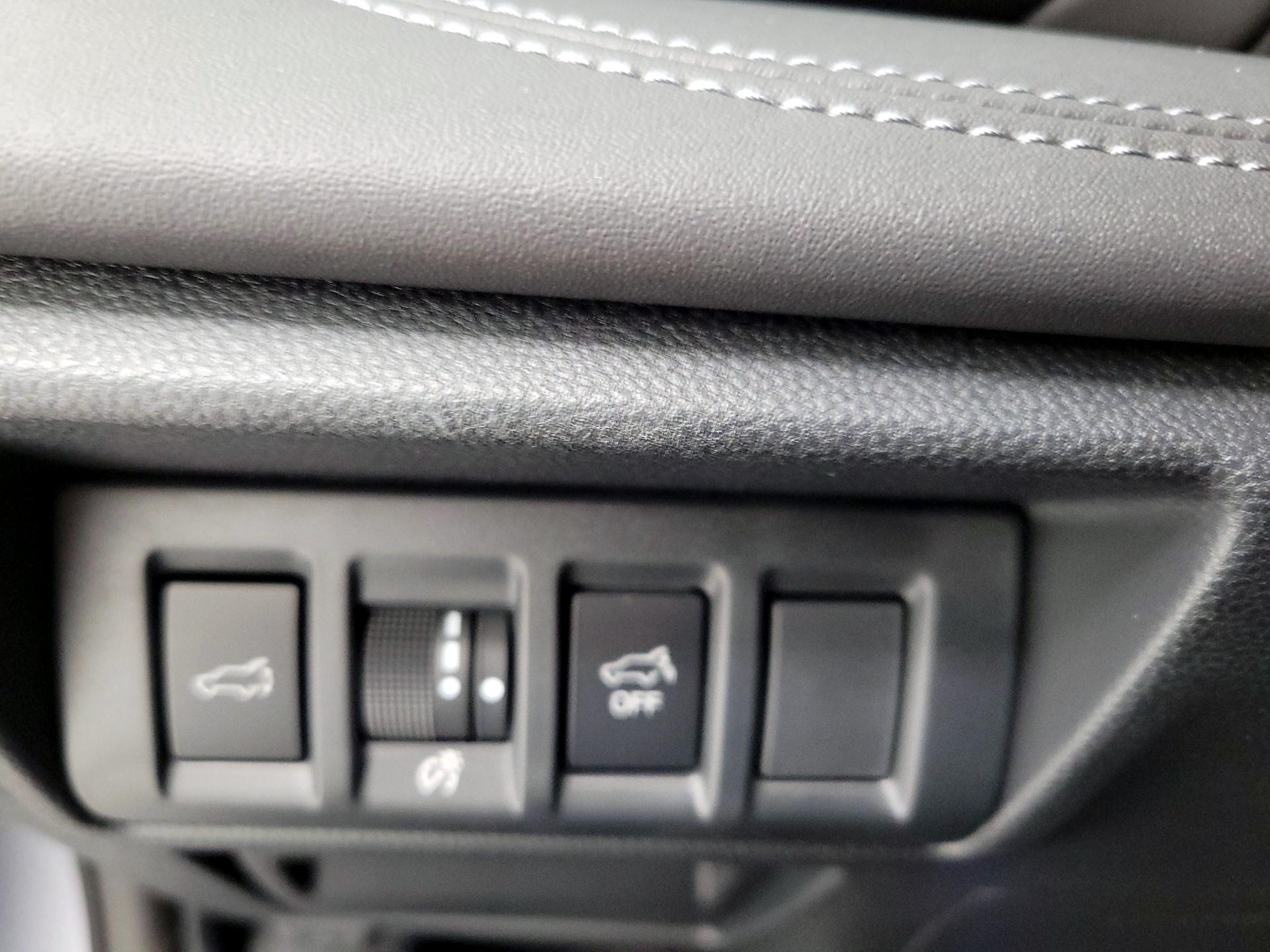 Thumbnail: 2025 Subaru Outback - 13