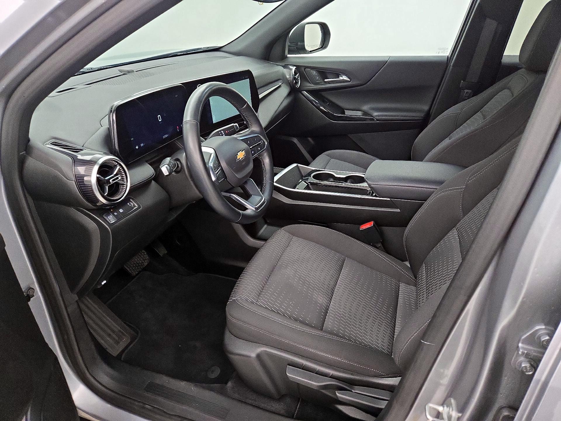 Thumbnail: 2025 Chevrolet Equinox - 11