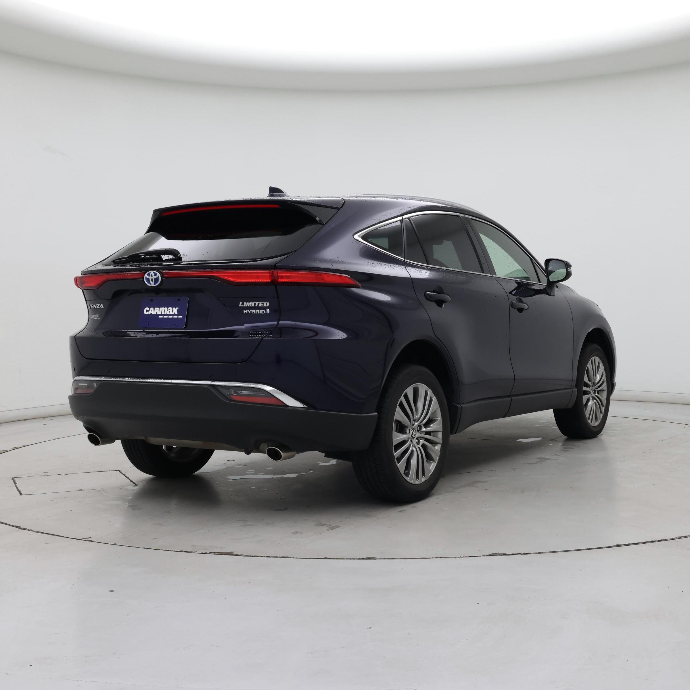 Thumbnail: 2022 Toyota Venza - 8