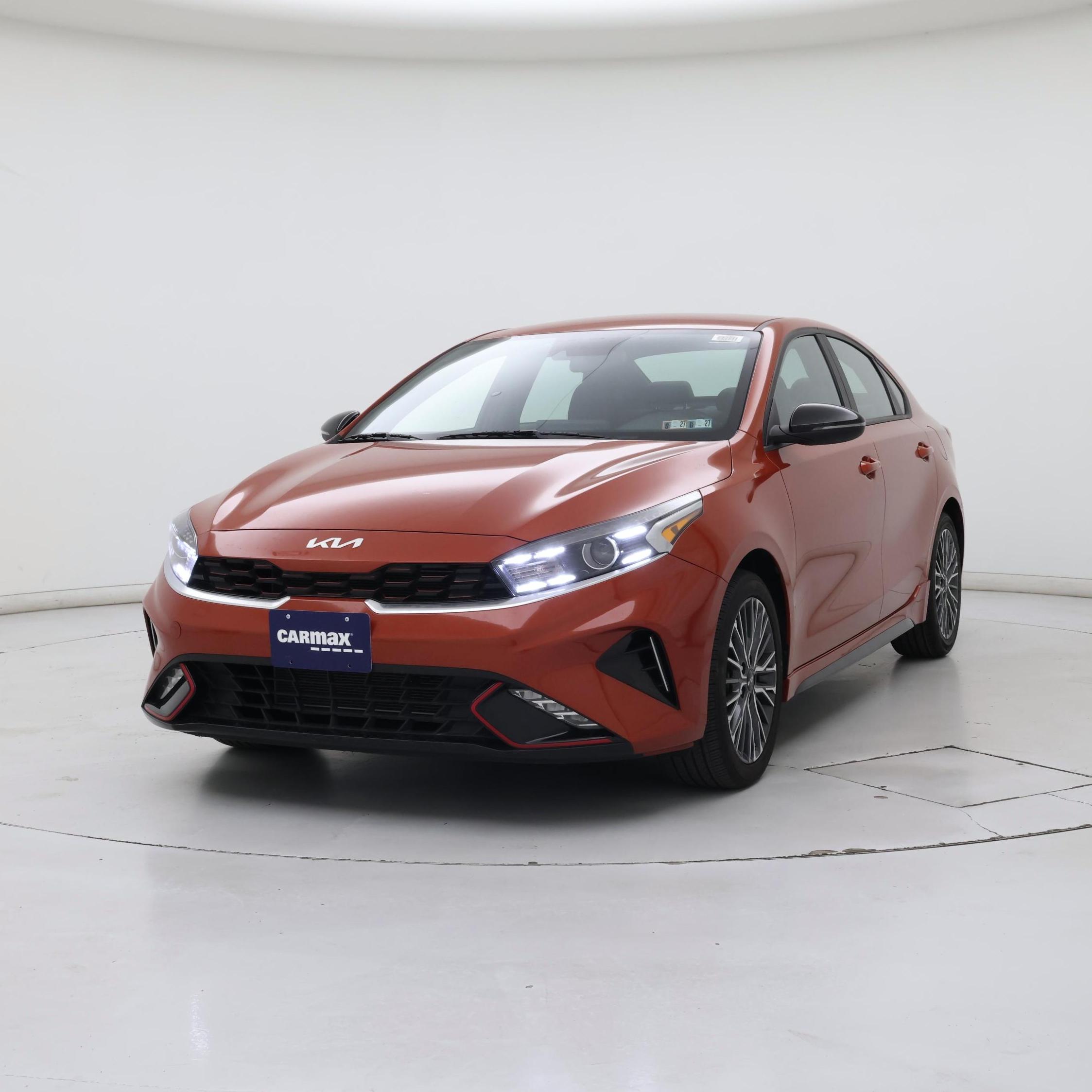 Thumbnail: 2023 Kia Forte - 4