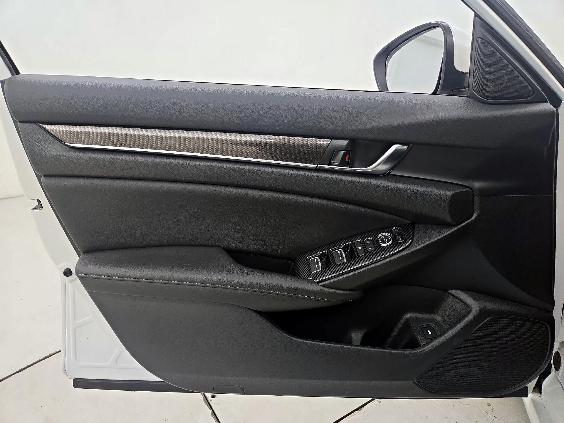 Thumbnail: 2020 Honda Accord - 12