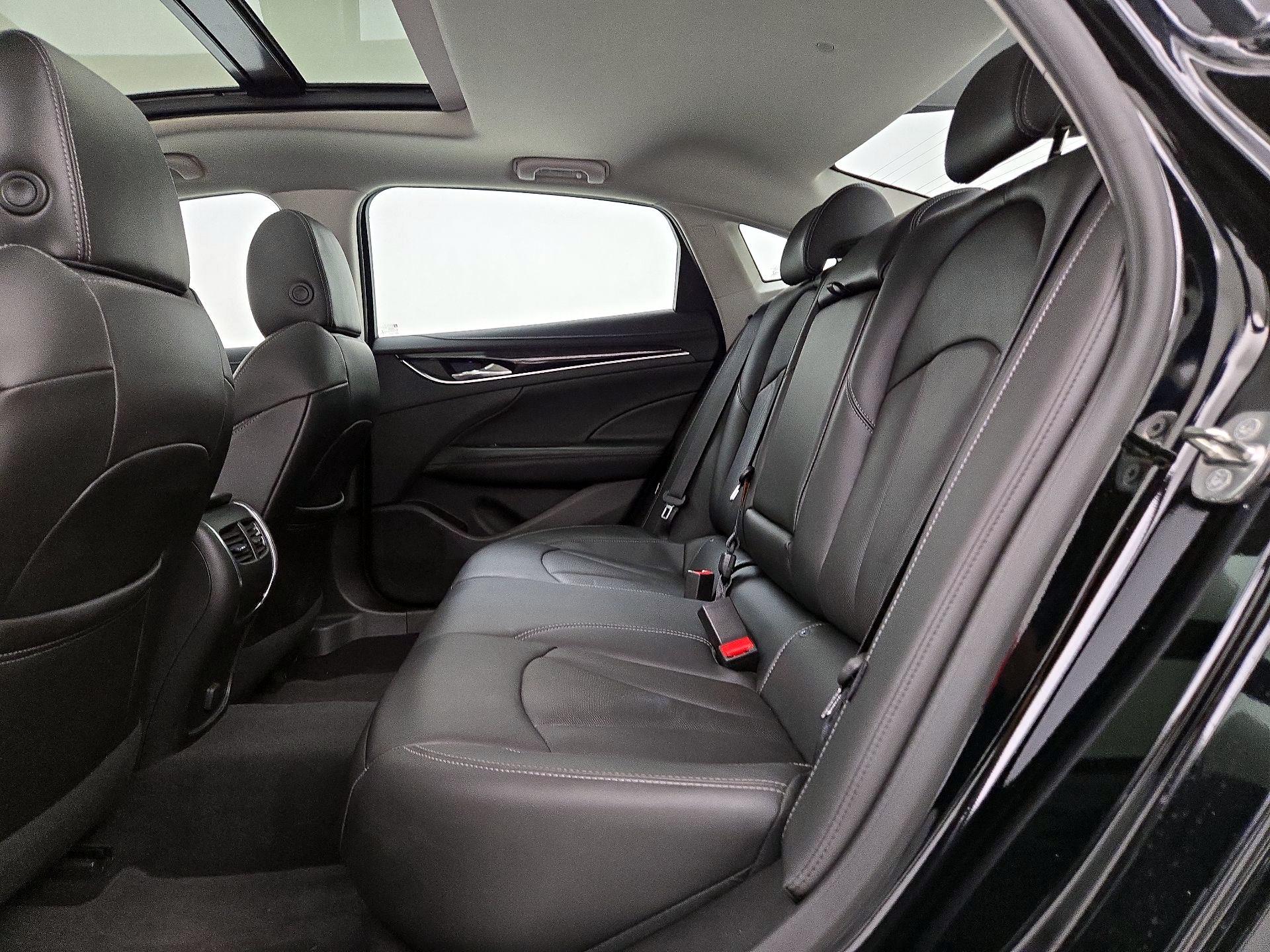 Thumbnail: 2017 Buick LaCrosse - 20