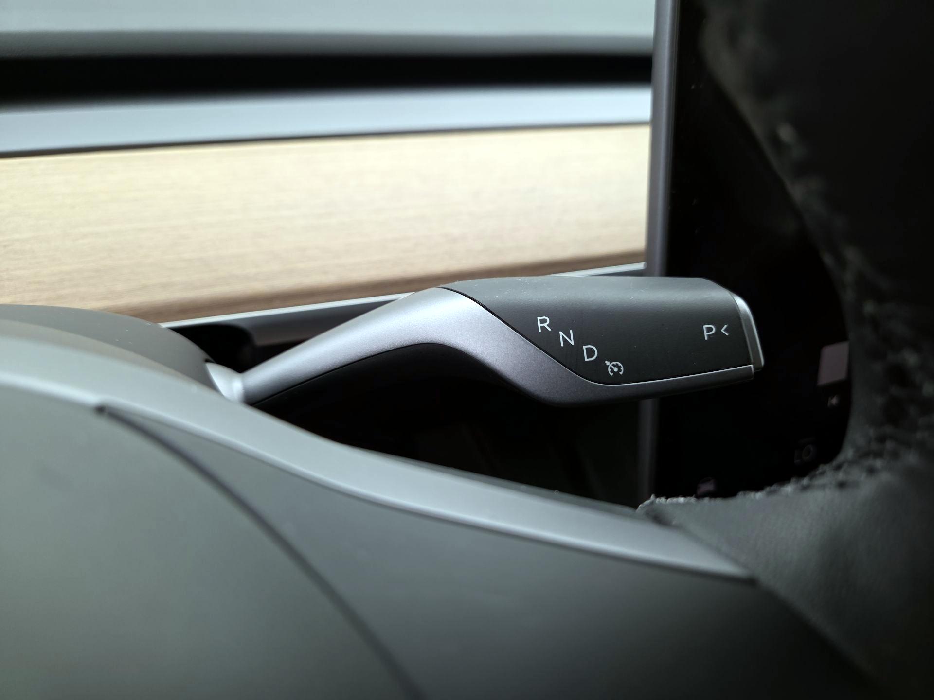 Thumbnail: 2025 Tesla Model Y - 18