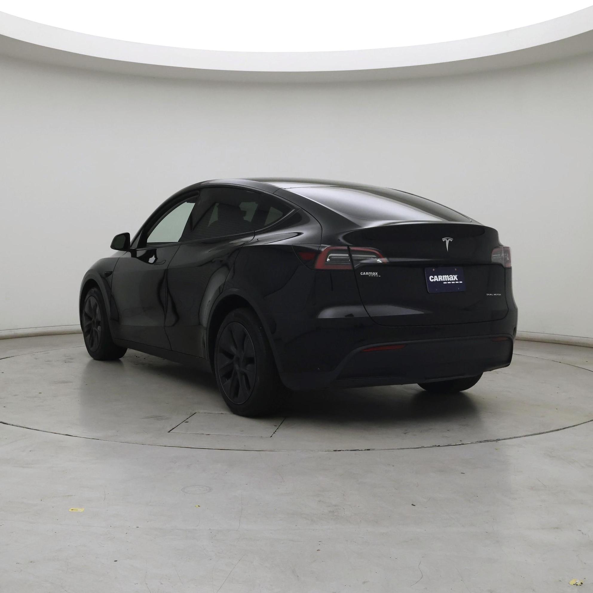 Thumbnail: 2025 Tesla Model Y - 2