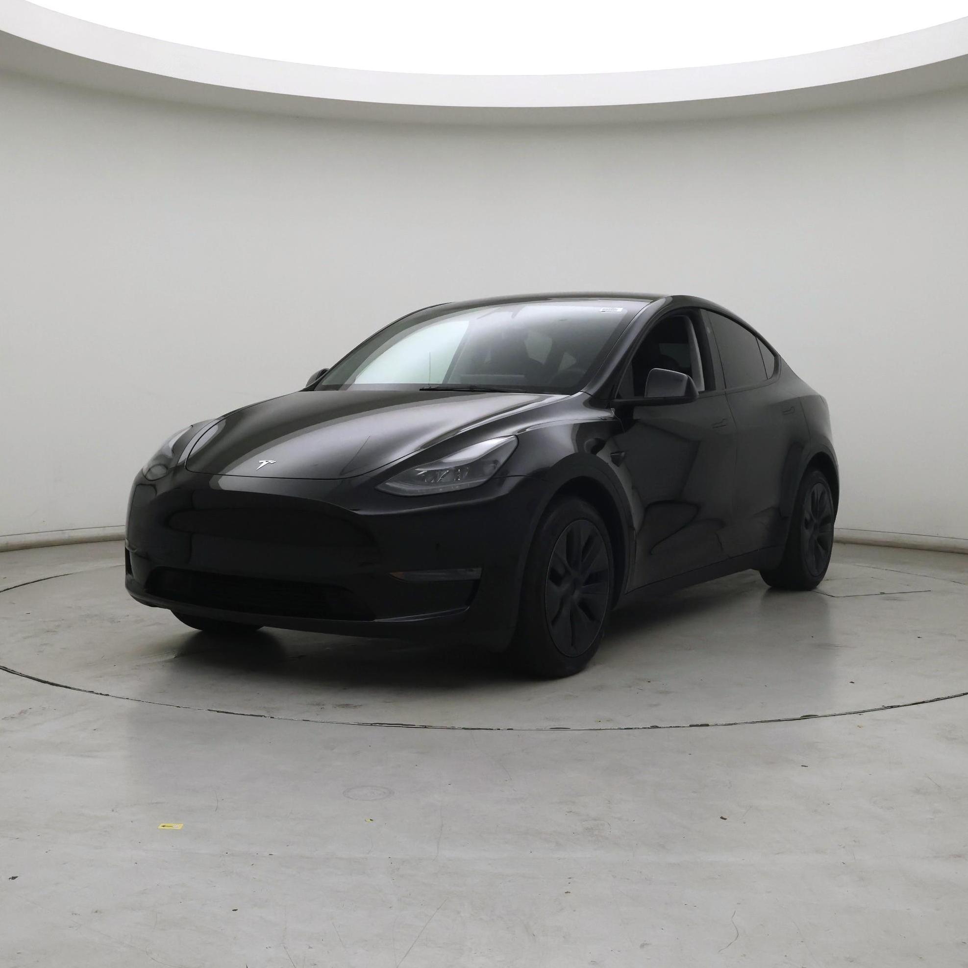 Thumbnail: 2025 Tesla Model Y - 4