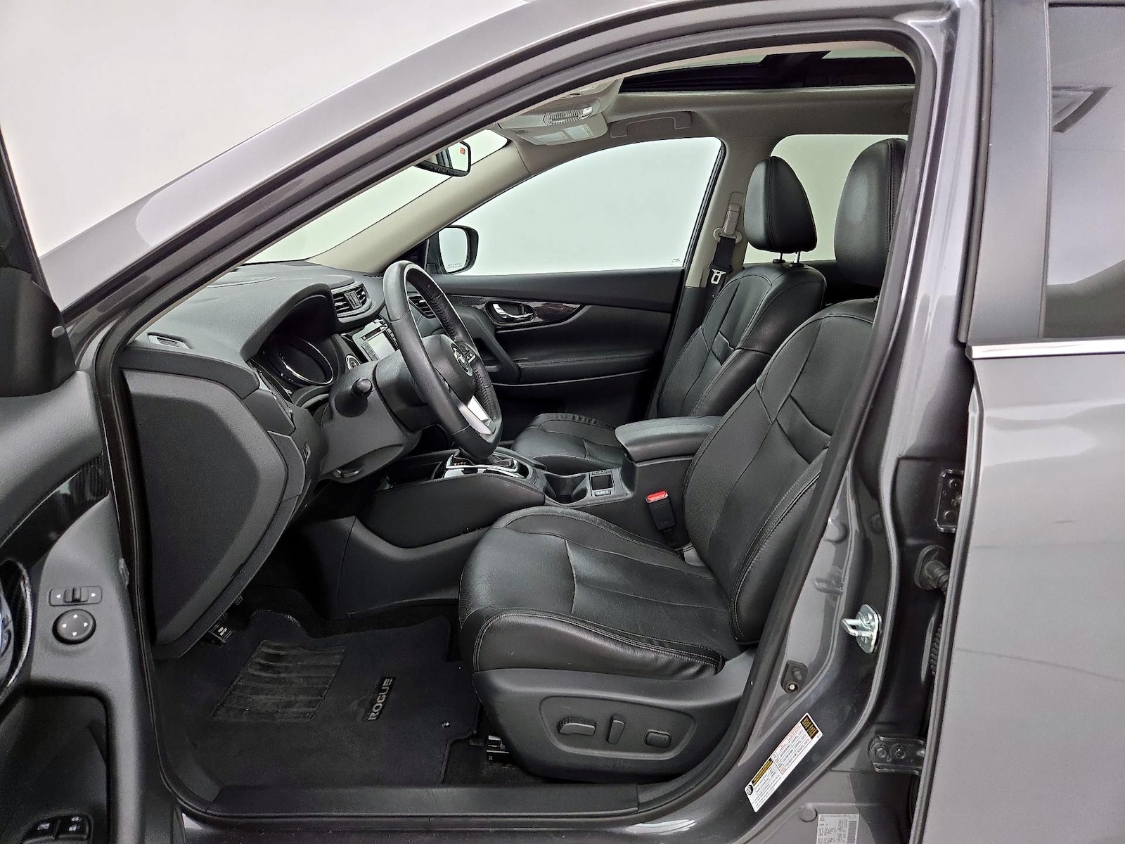 2017 Nissan Rogue SL - Photo 12