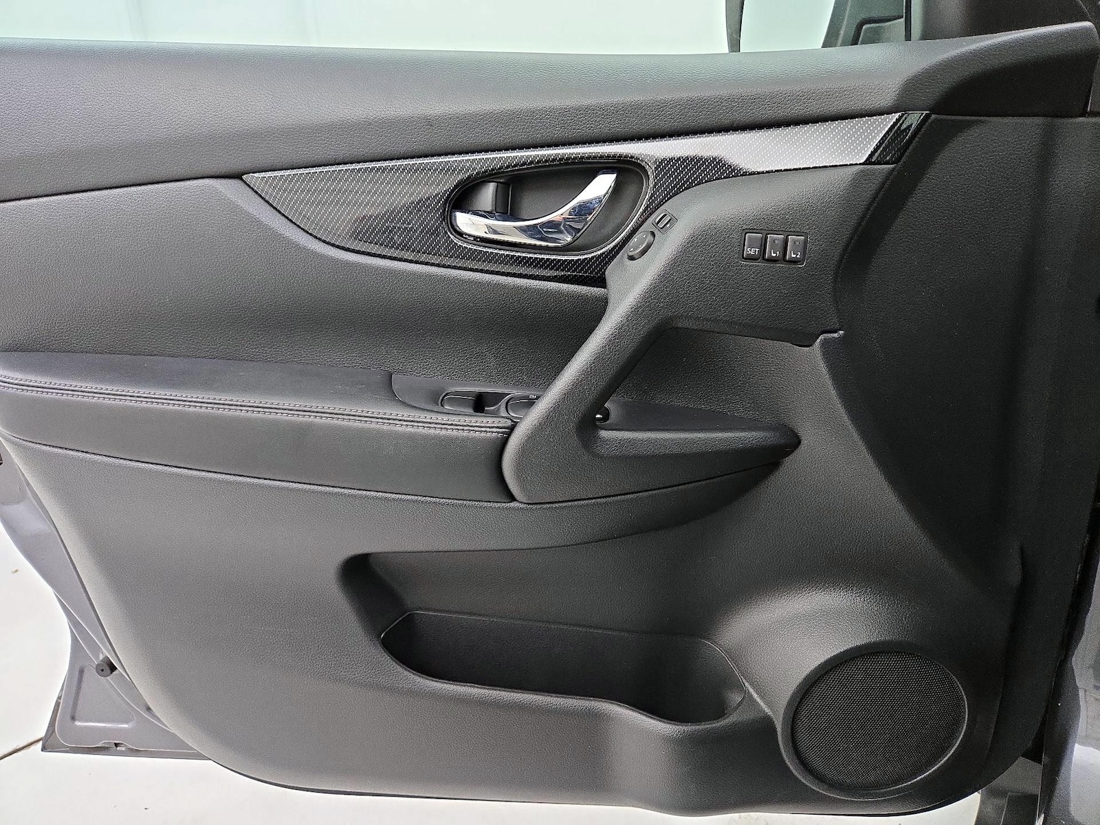 2017 Nissan Rogue SL - Photo 13