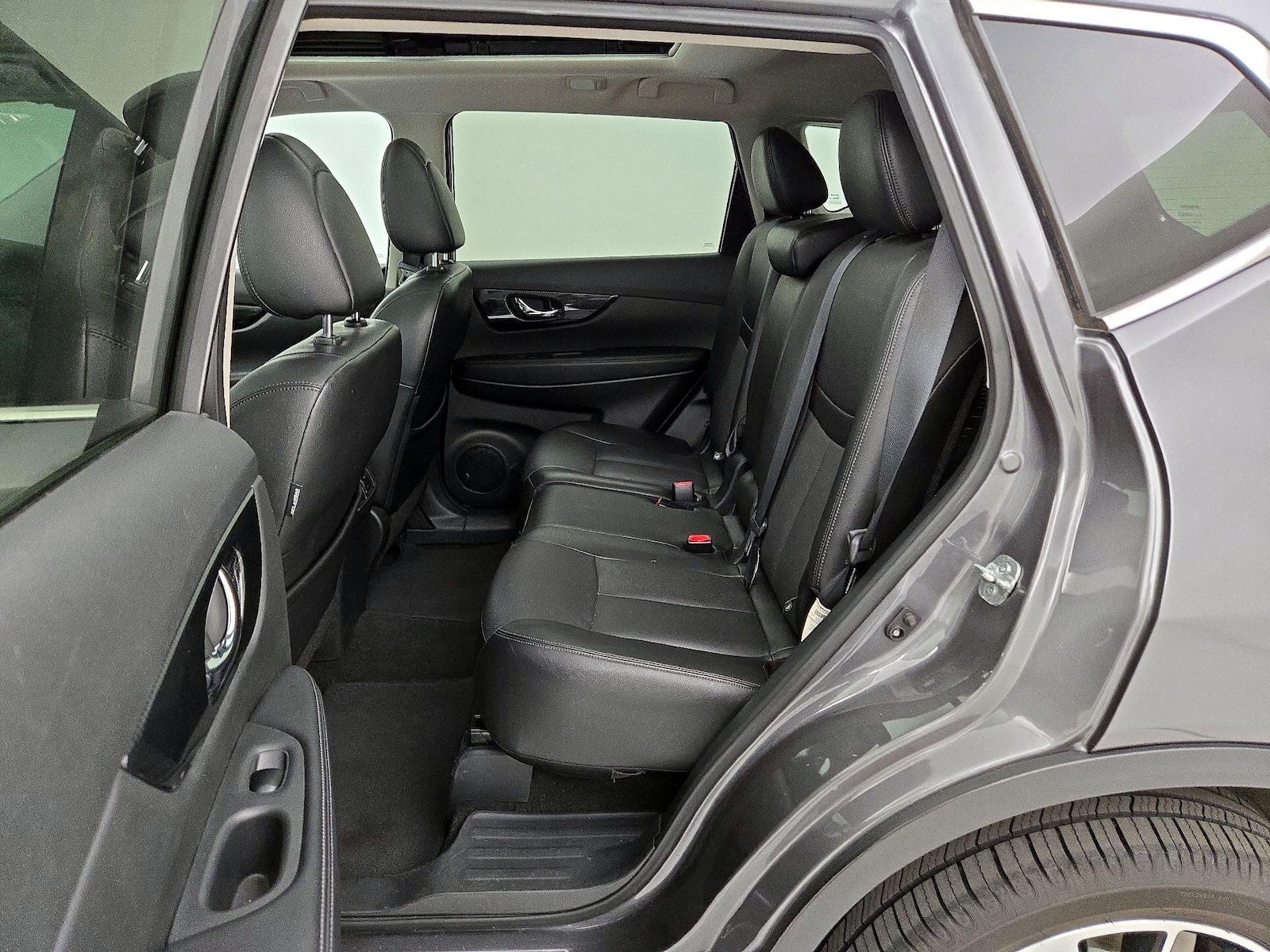 2017 Nissan Rogue SL - Photo 22