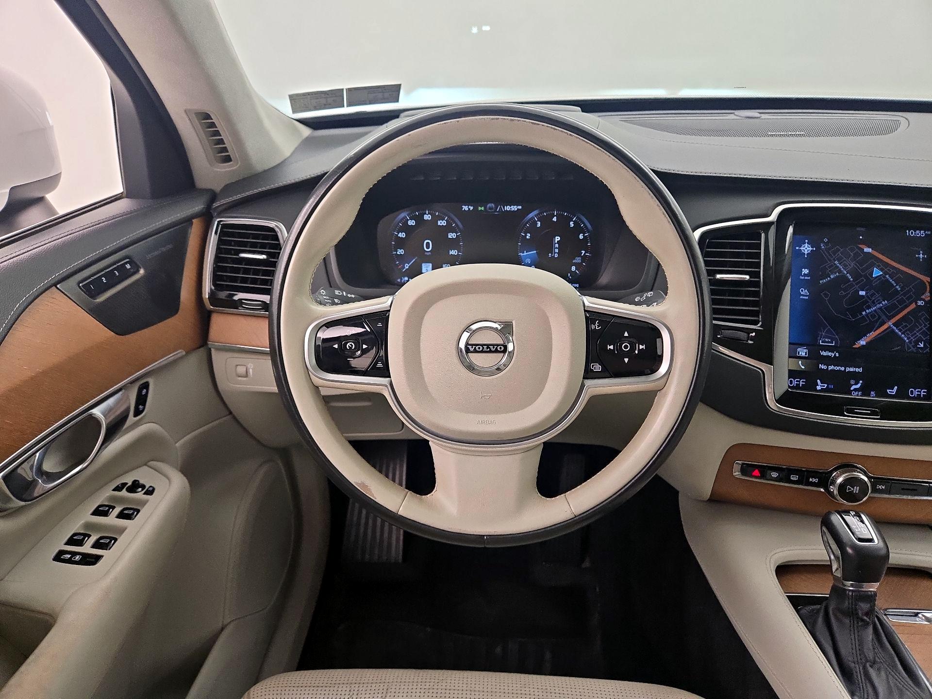 Thumbnail: 2019 Volvo XC90 - 10
