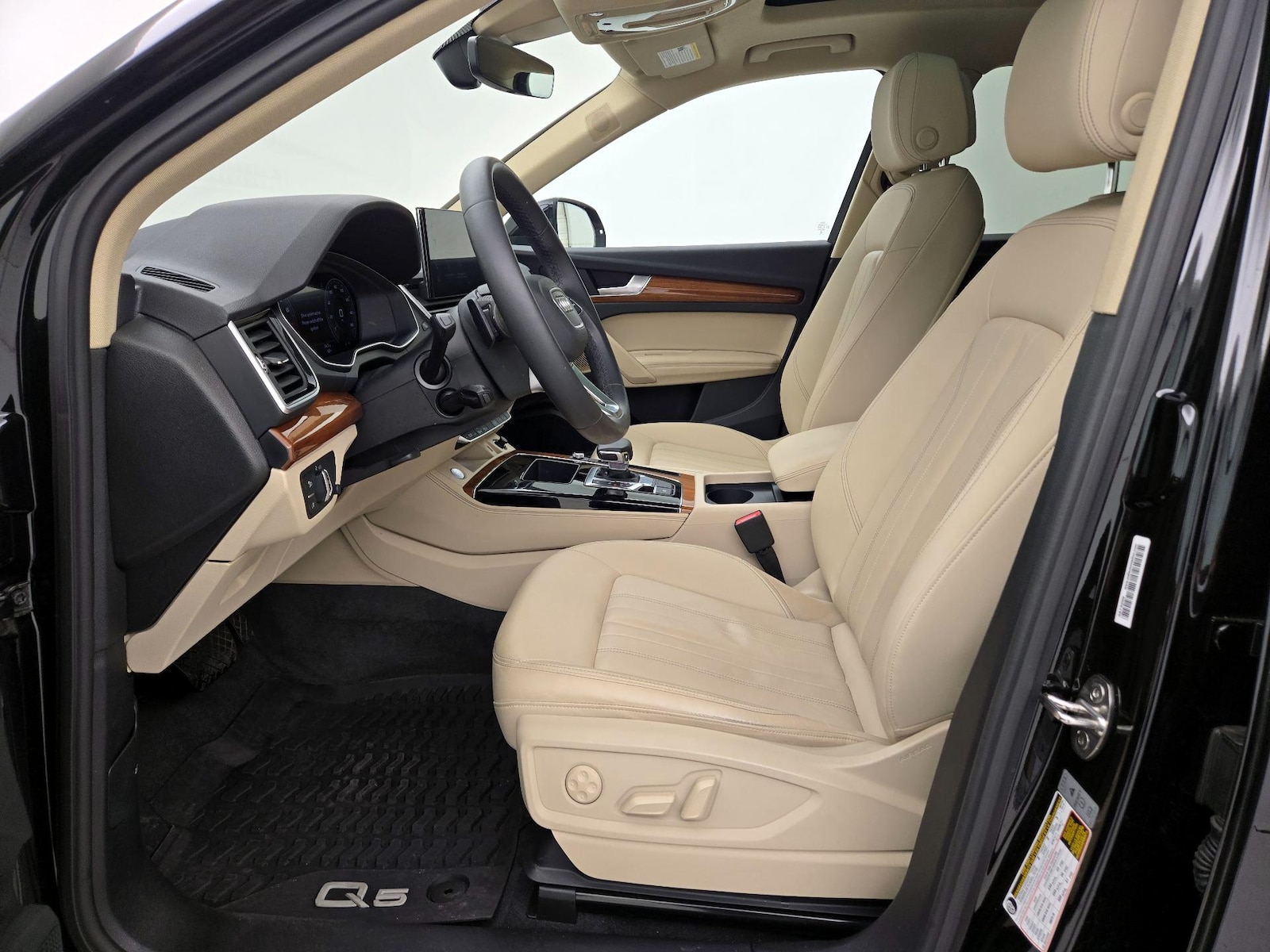 2023 Audi Q5 Premium Plus - Photo 12