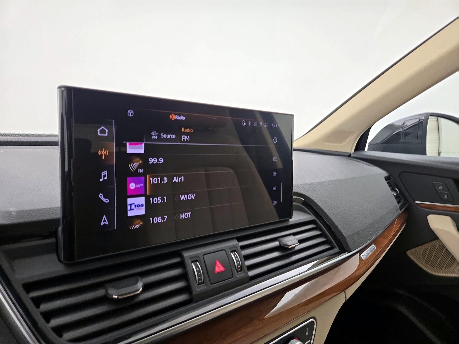 2023 Audi Q5 Premium Plus - Photo 16