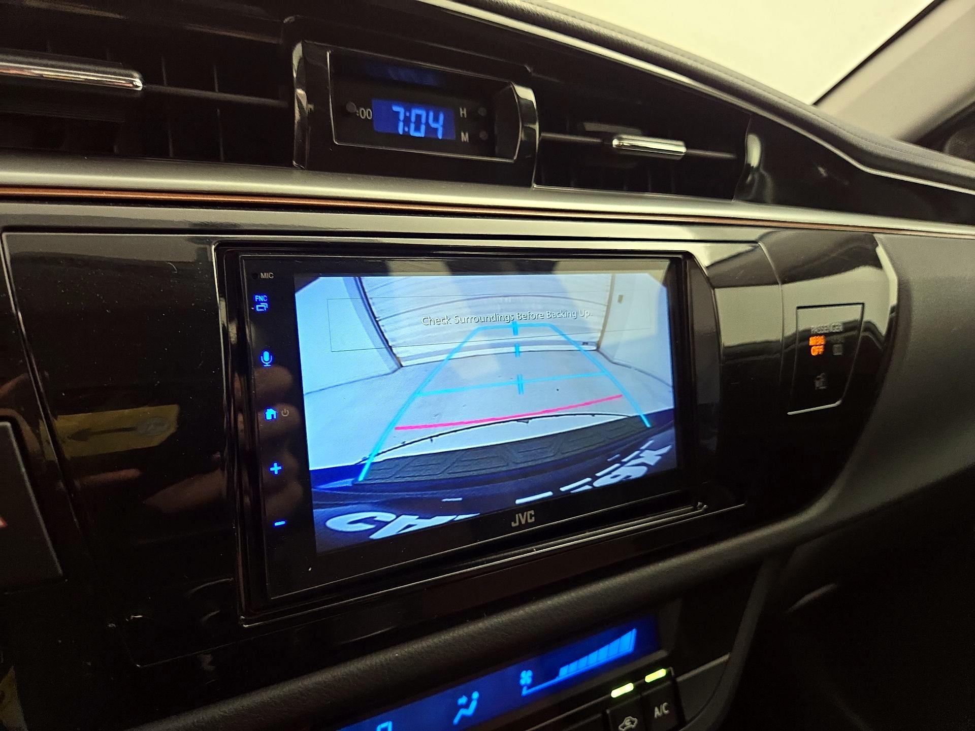 Thumbnail: 2015 Toyota Corolla - 14