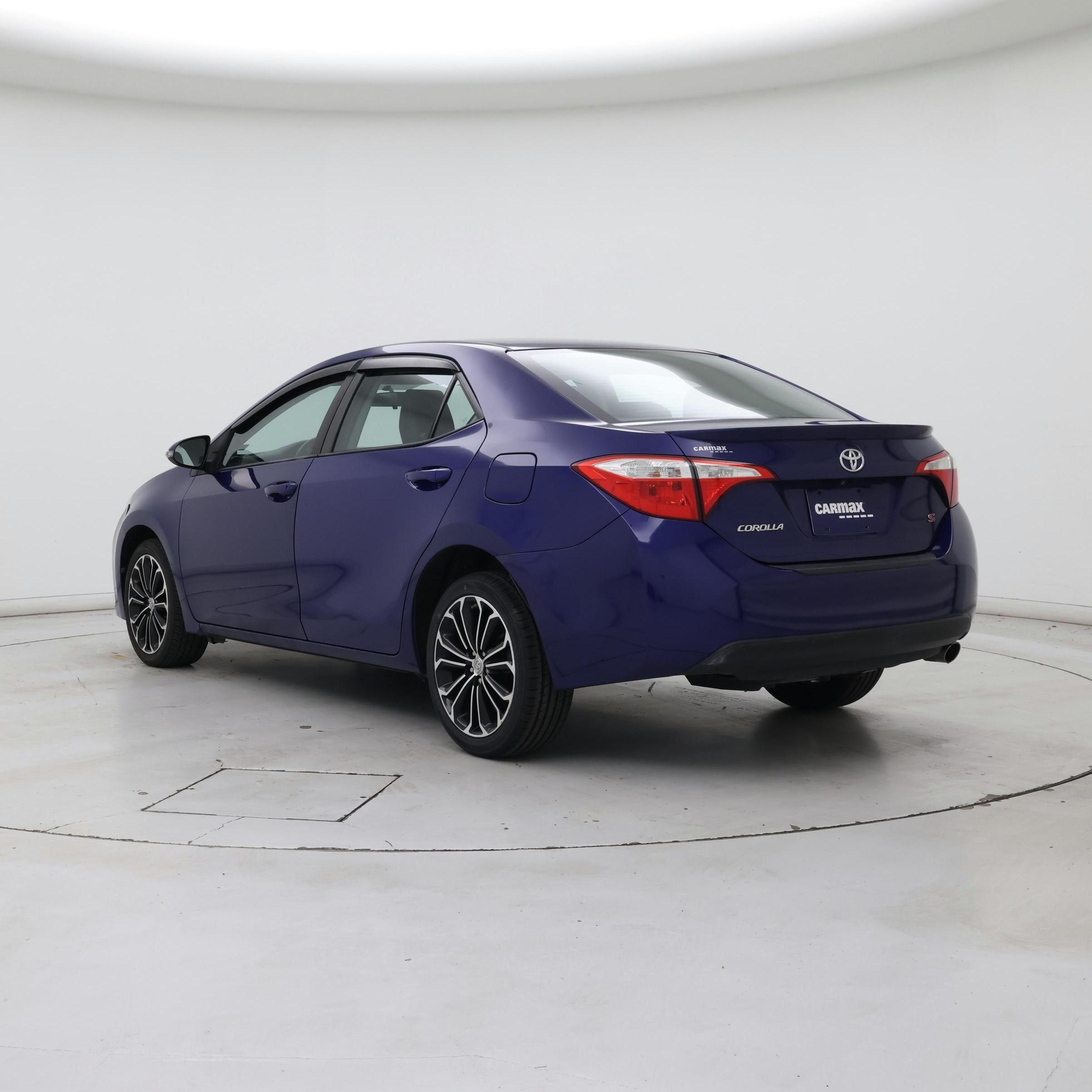 Thumbnail: 2015 Toyota Corolla - 2