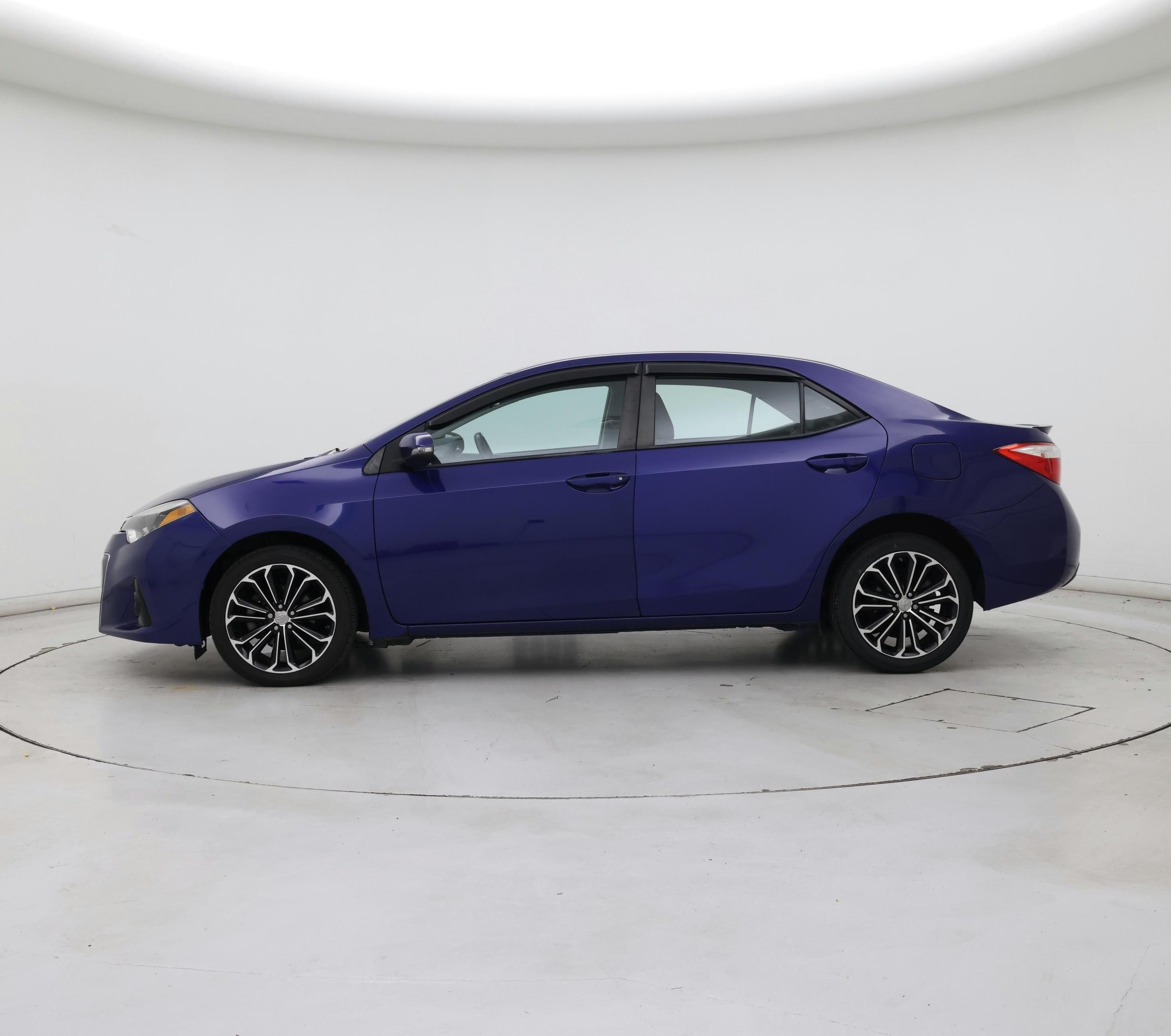 Thumbnail: 2015 Toyota Corolla - 3