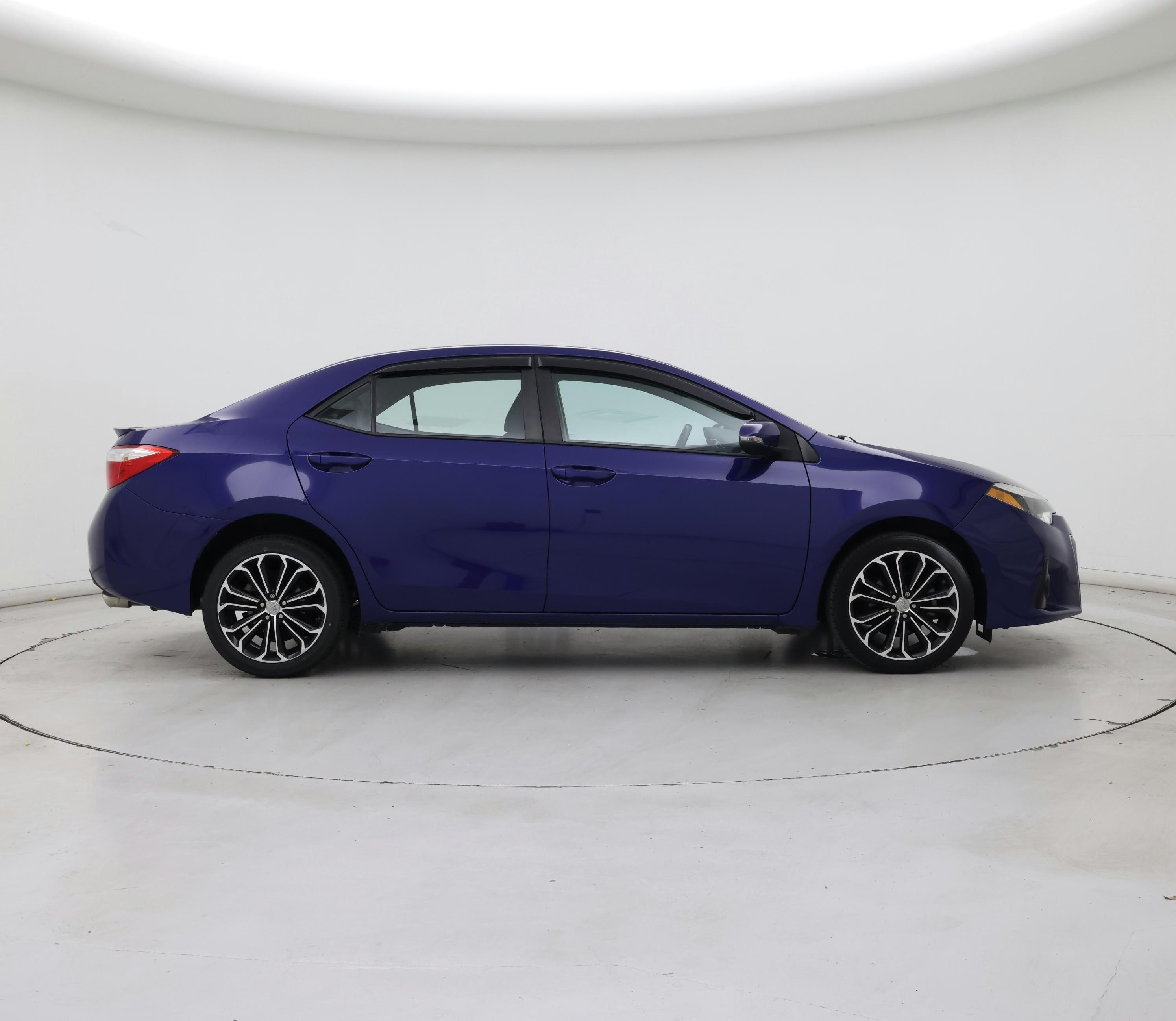 Thumbnail: 2015 Toyota Corolla - 7