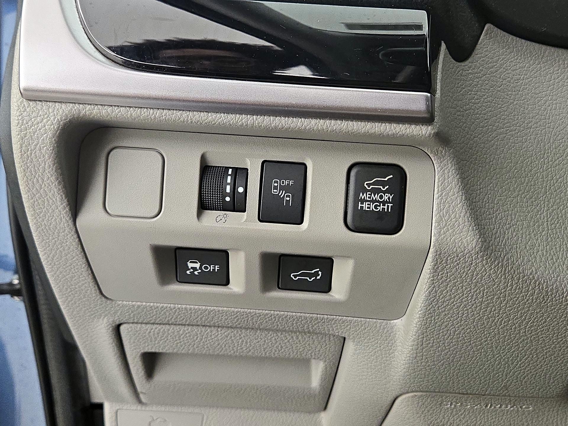 Thumbnail: 2017 Subaru Forester - 13