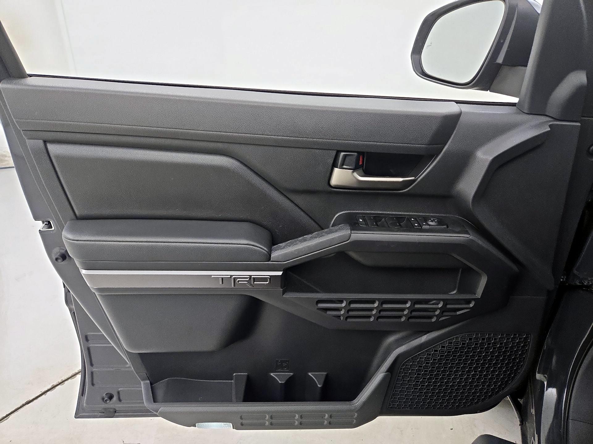 Thumbnail: 2025 Toyota Tacoma - 12