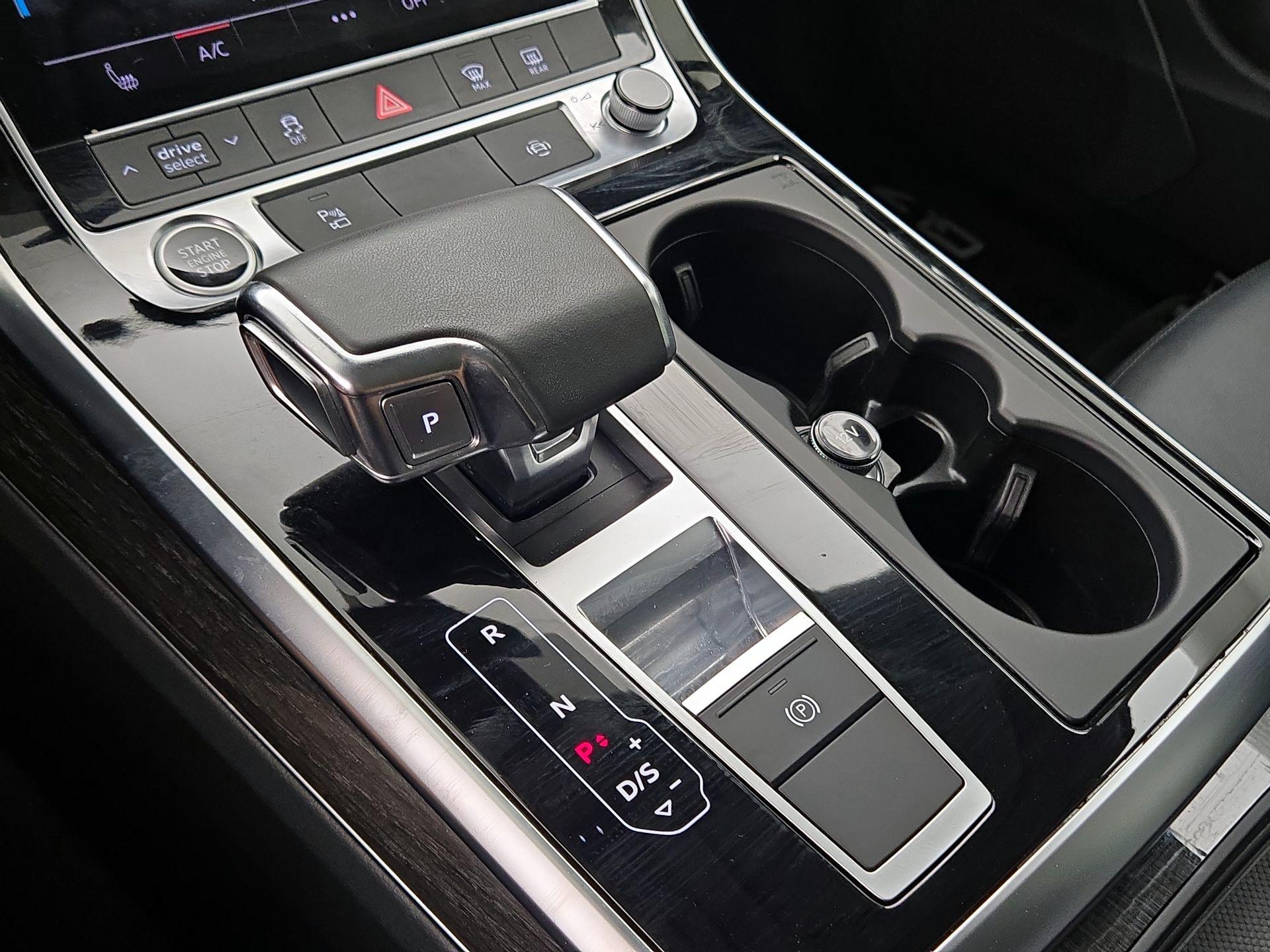Thumbnail: 2022 Audi Q7 - 18