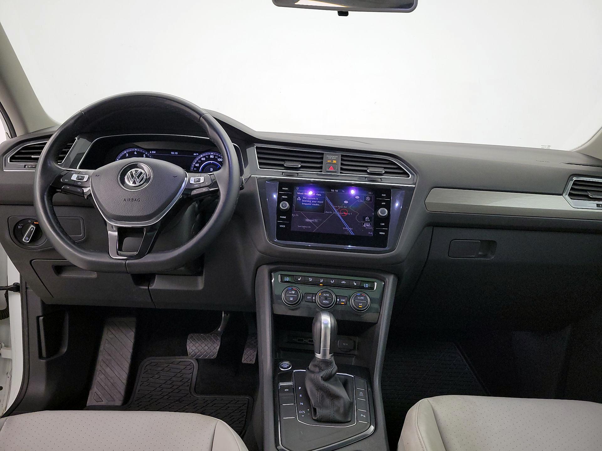 Thumbnail: 2019 Volkswagen Tiguan - 9