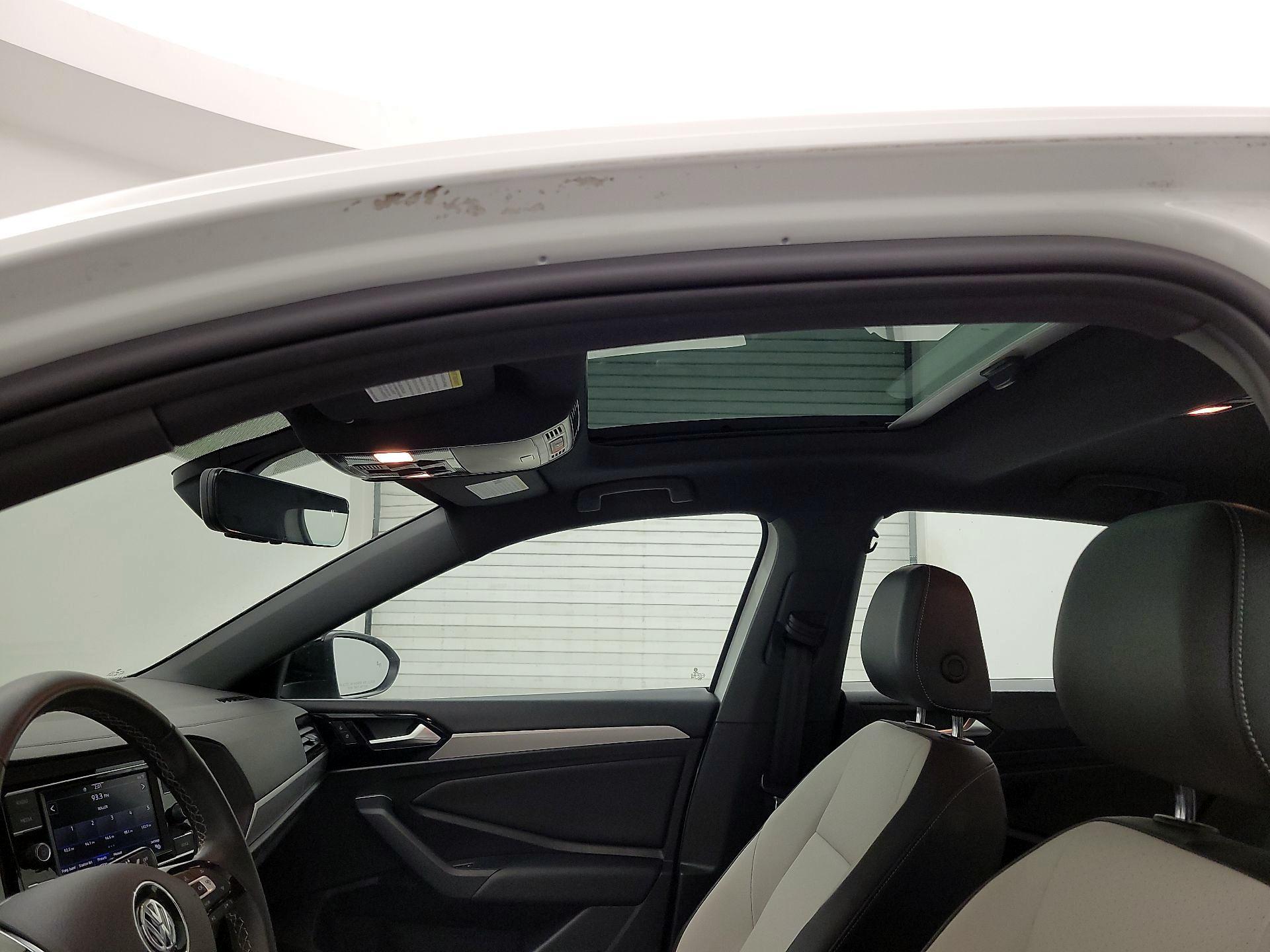 Thumbnail: 2021 Volkswagen Jetta - 19