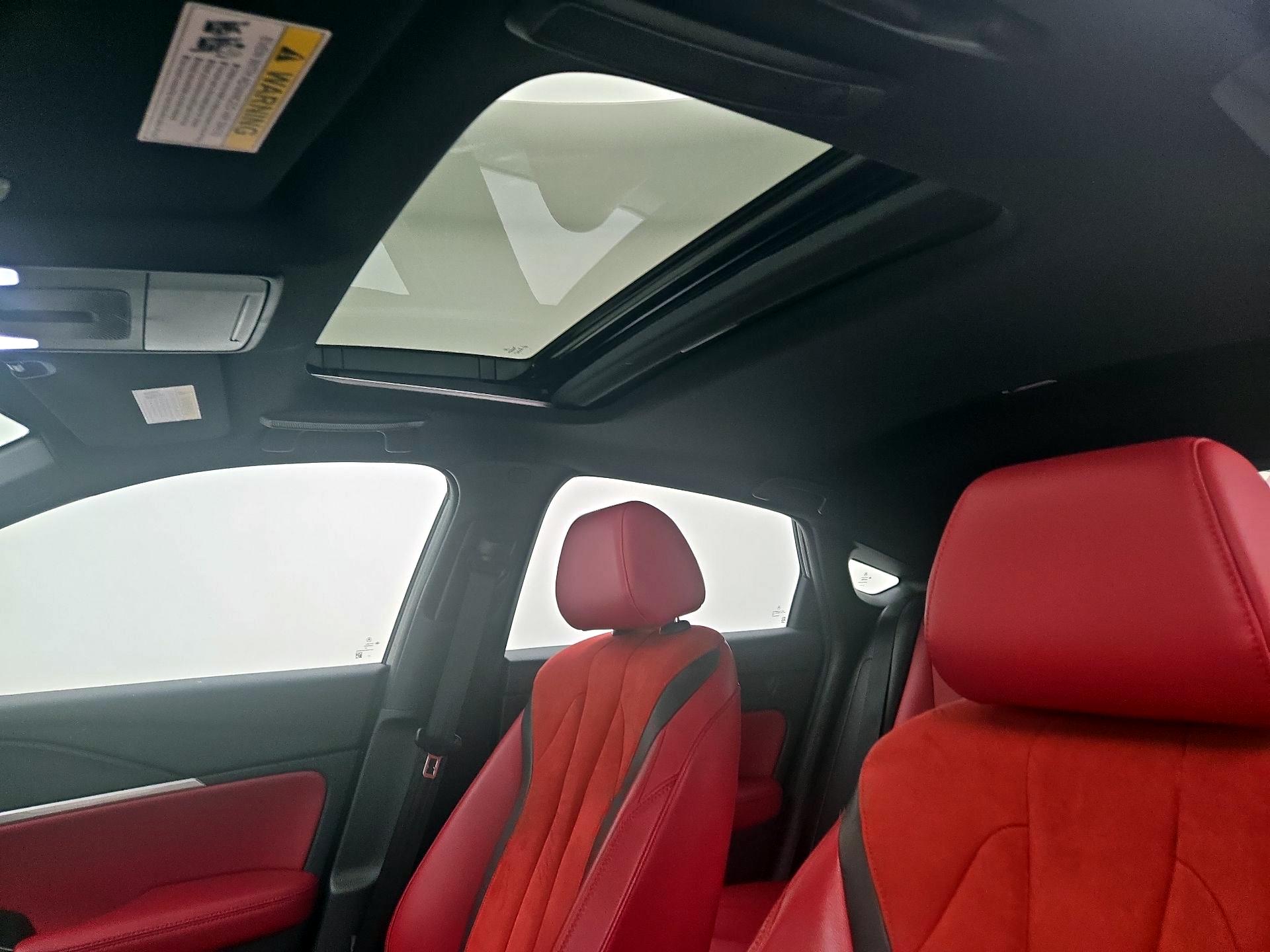 Thumbnail: 2023 Acura Integra - 19