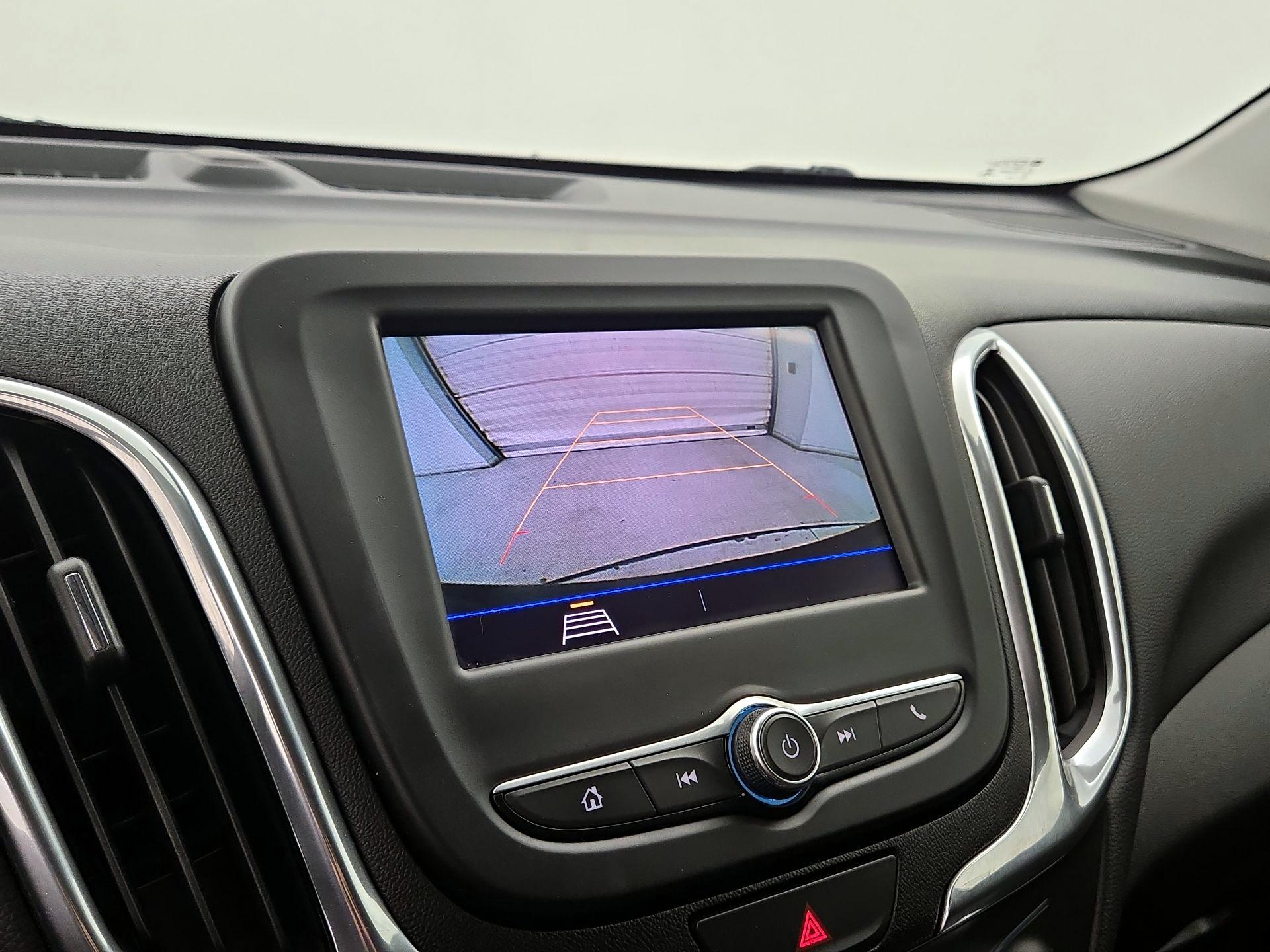 Thumbnail: 2021 Chevrolet Equinox - 14