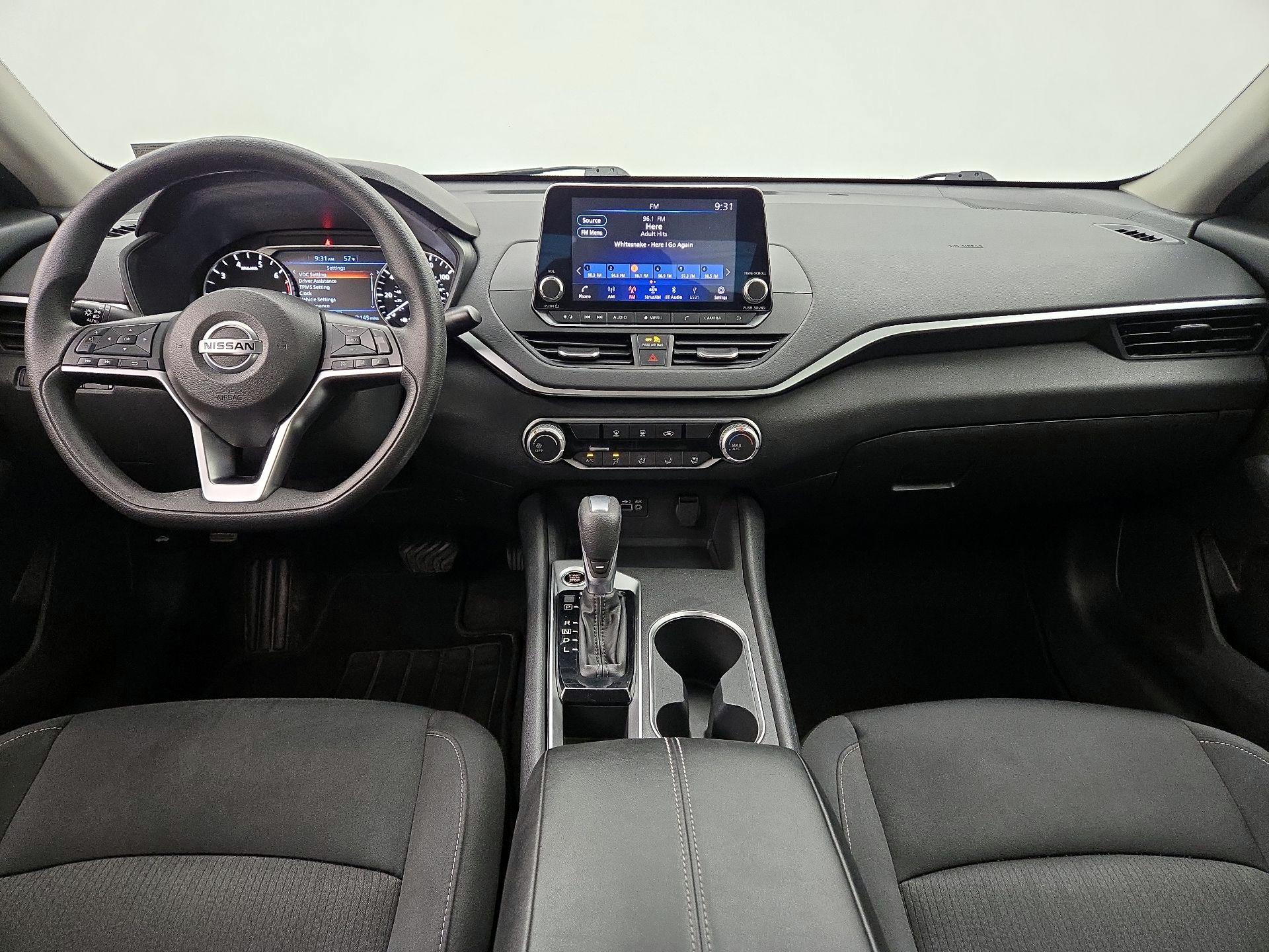 Thumbnail: 2022 Nissan Altima - 9