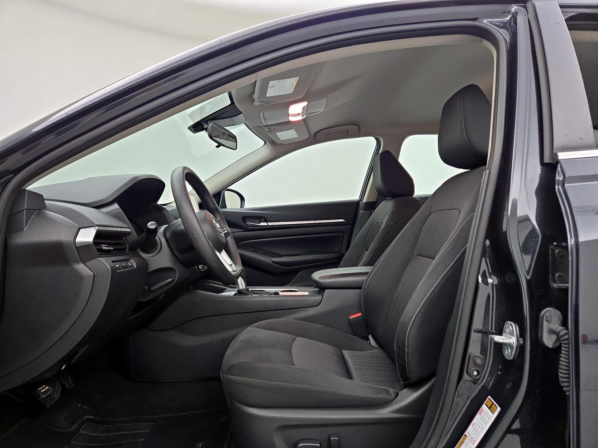 Thumbnail: 2022 Nissan Altima - 11