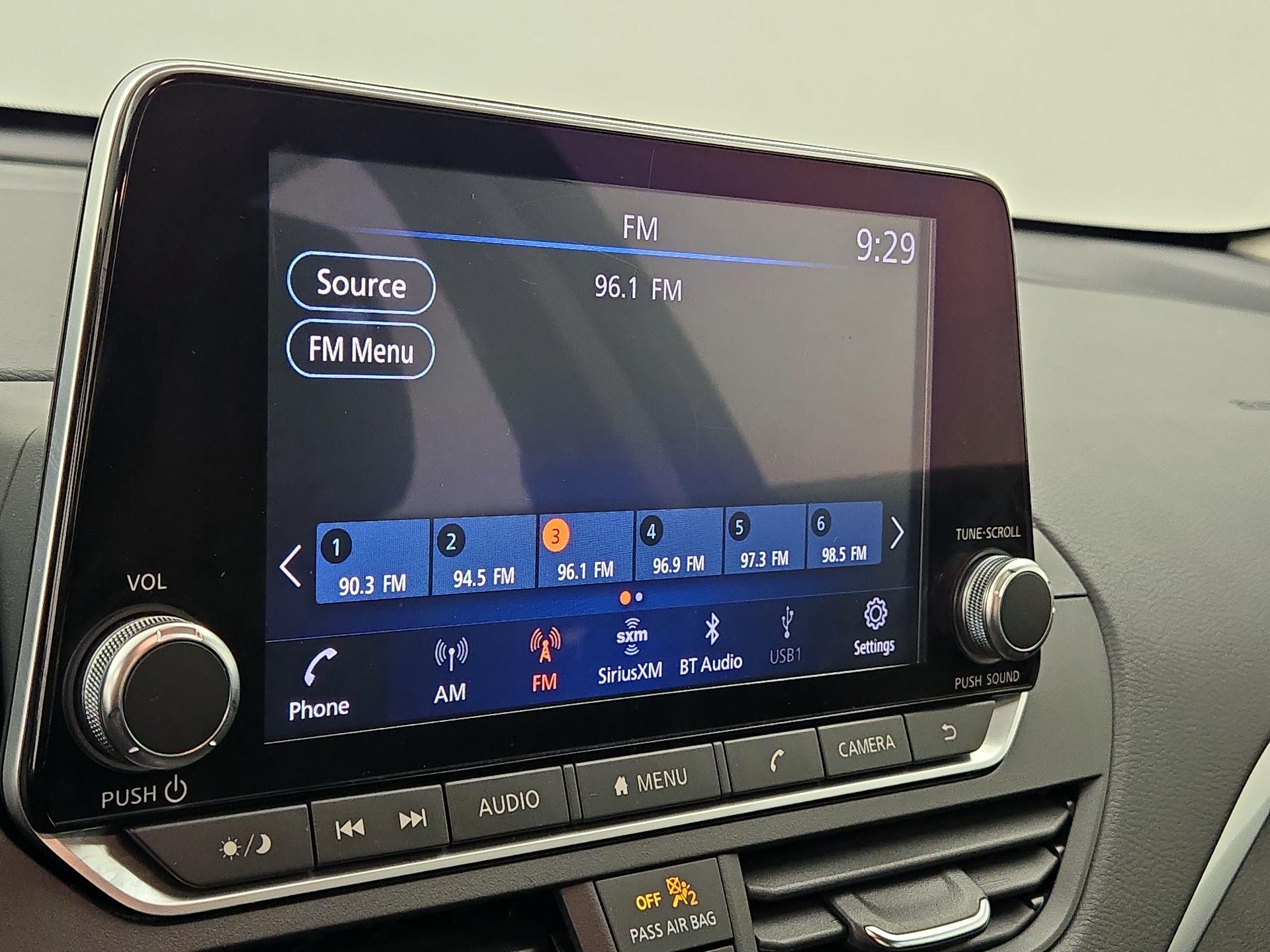 Thumbnail: 2022 Nissan Altima - 14