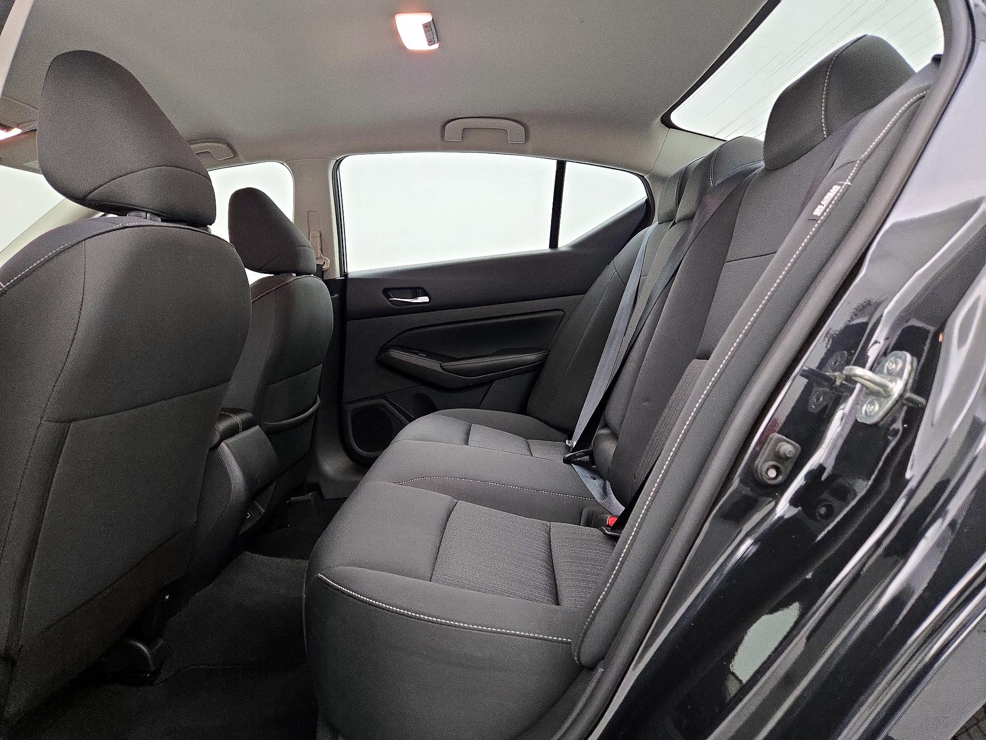 Thumbnail: 2022 Nissan Altima - 18