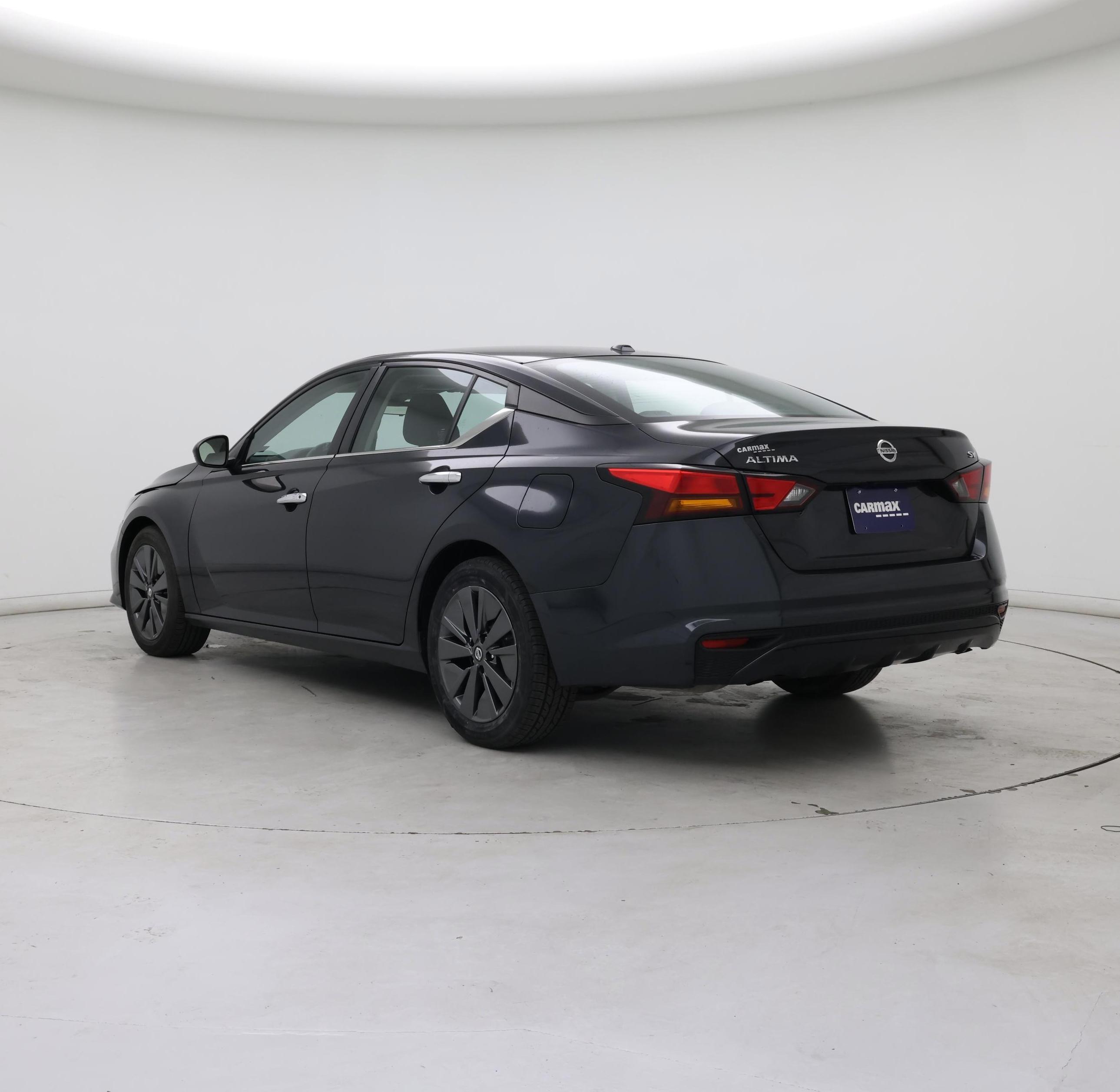 Thumbnail: 2022 Nissan Altima - 2