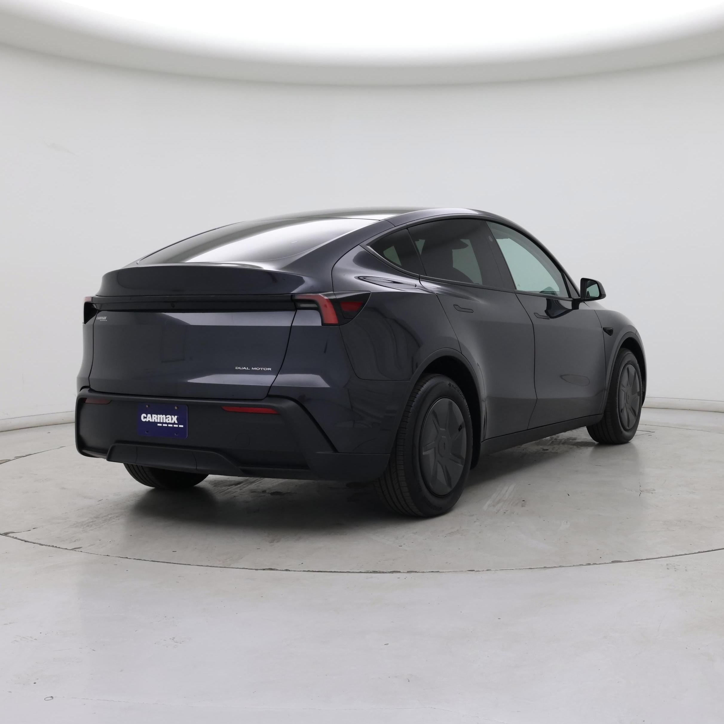 Thumbnail: 2026 Tesla Model Y - 8