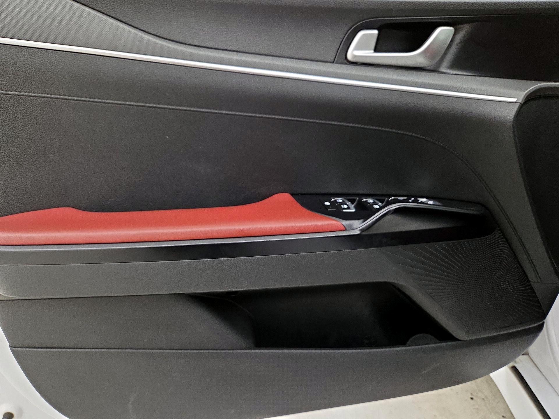 Thumbnail: 2022 Kia K5 - 12