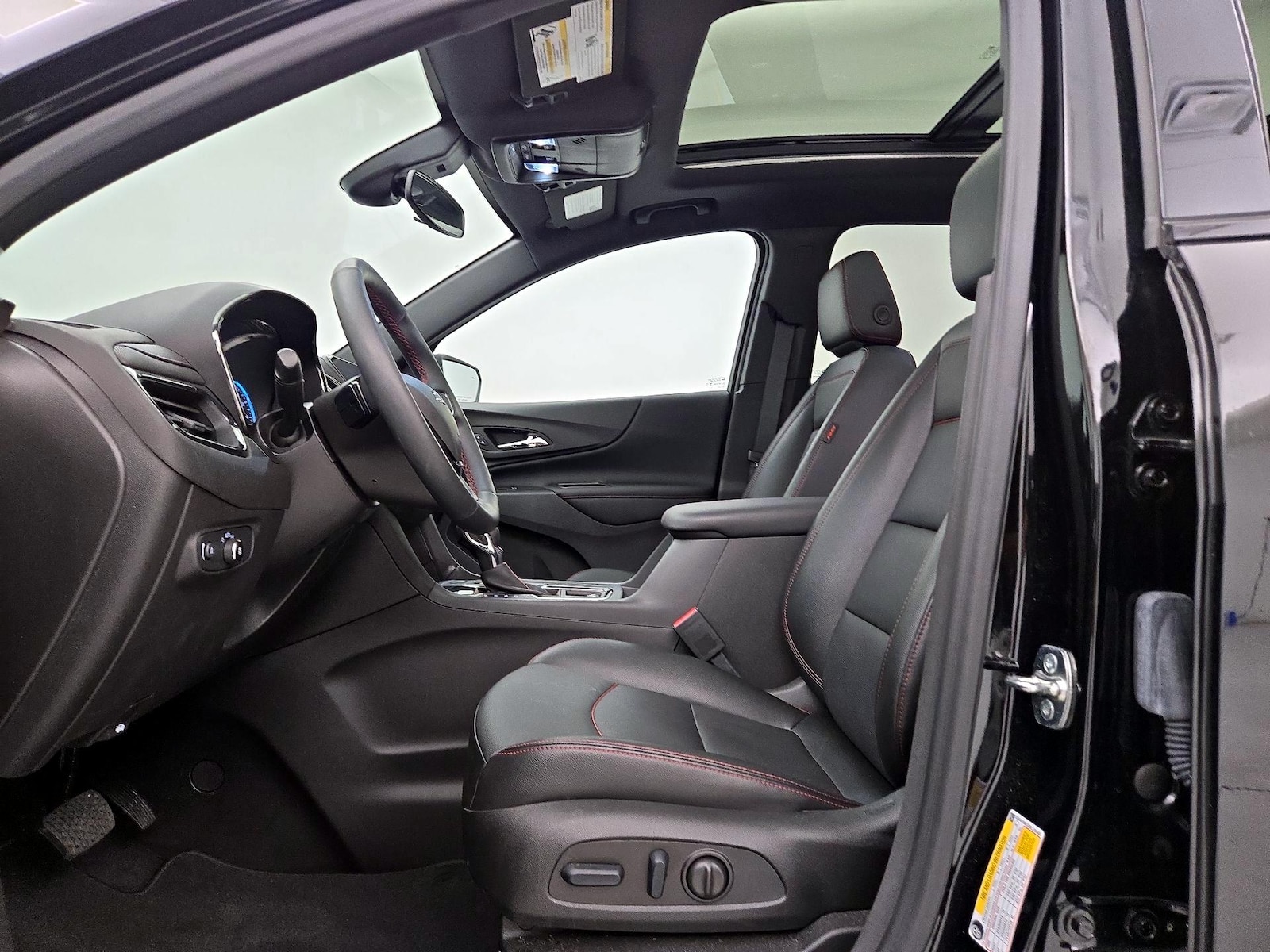 2024 Chevrolet Equinox RS - Photo 12