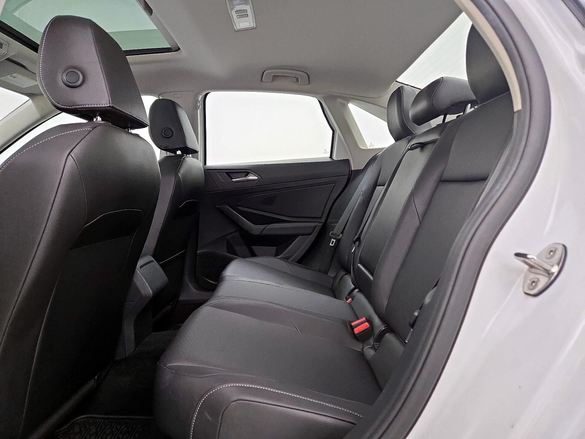 Thumbnail: 2019 Volkswagen Jetta - 19